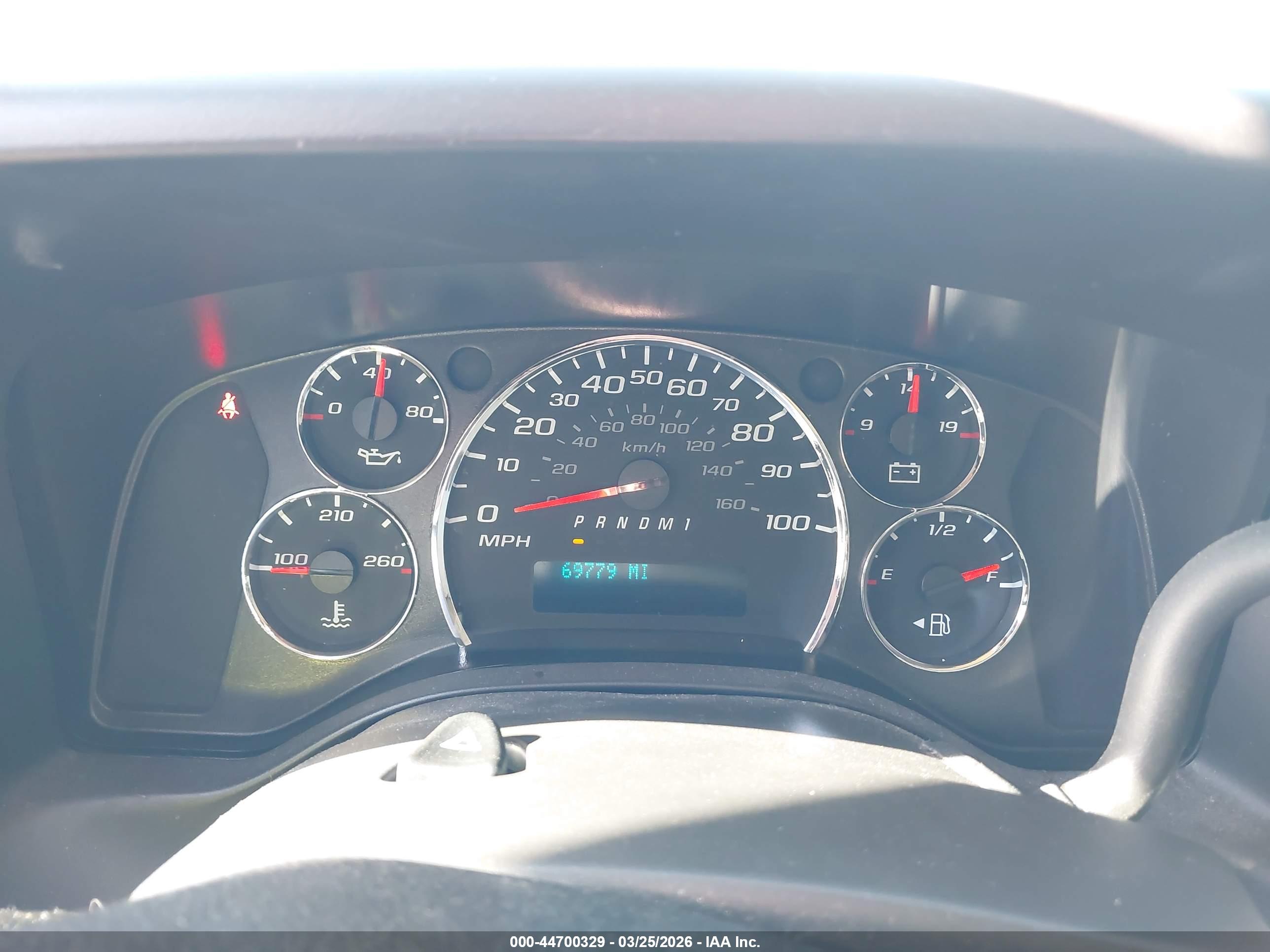 CHEVROLET EXPRESS image 7