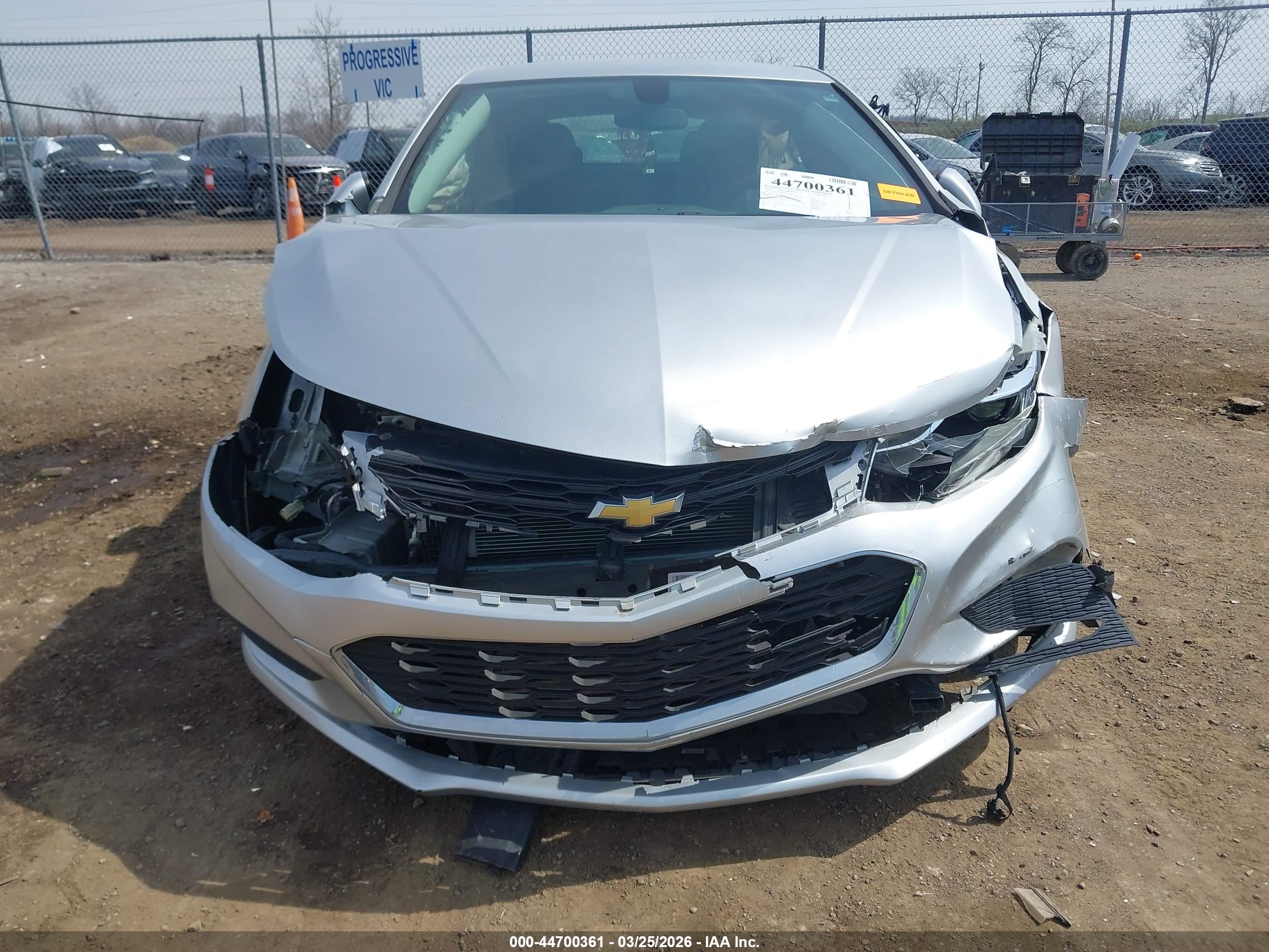 CHEVROLET CRUZE image 6