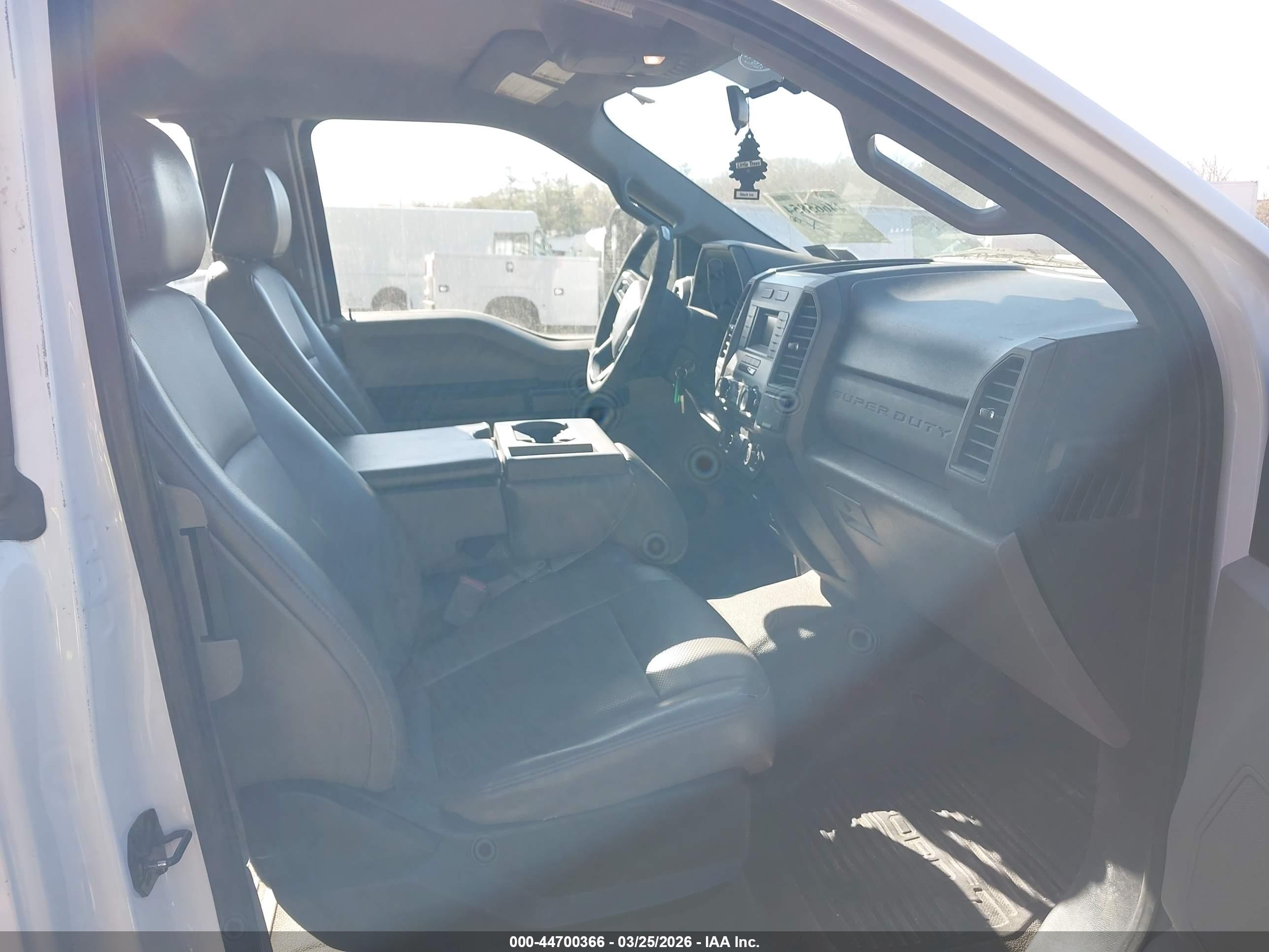 FORD F-250 image 5