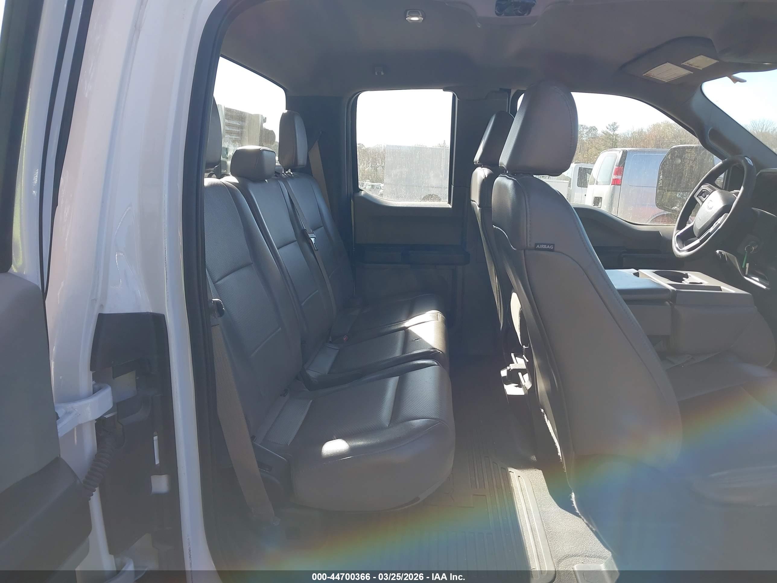 FORD F-250 image 8