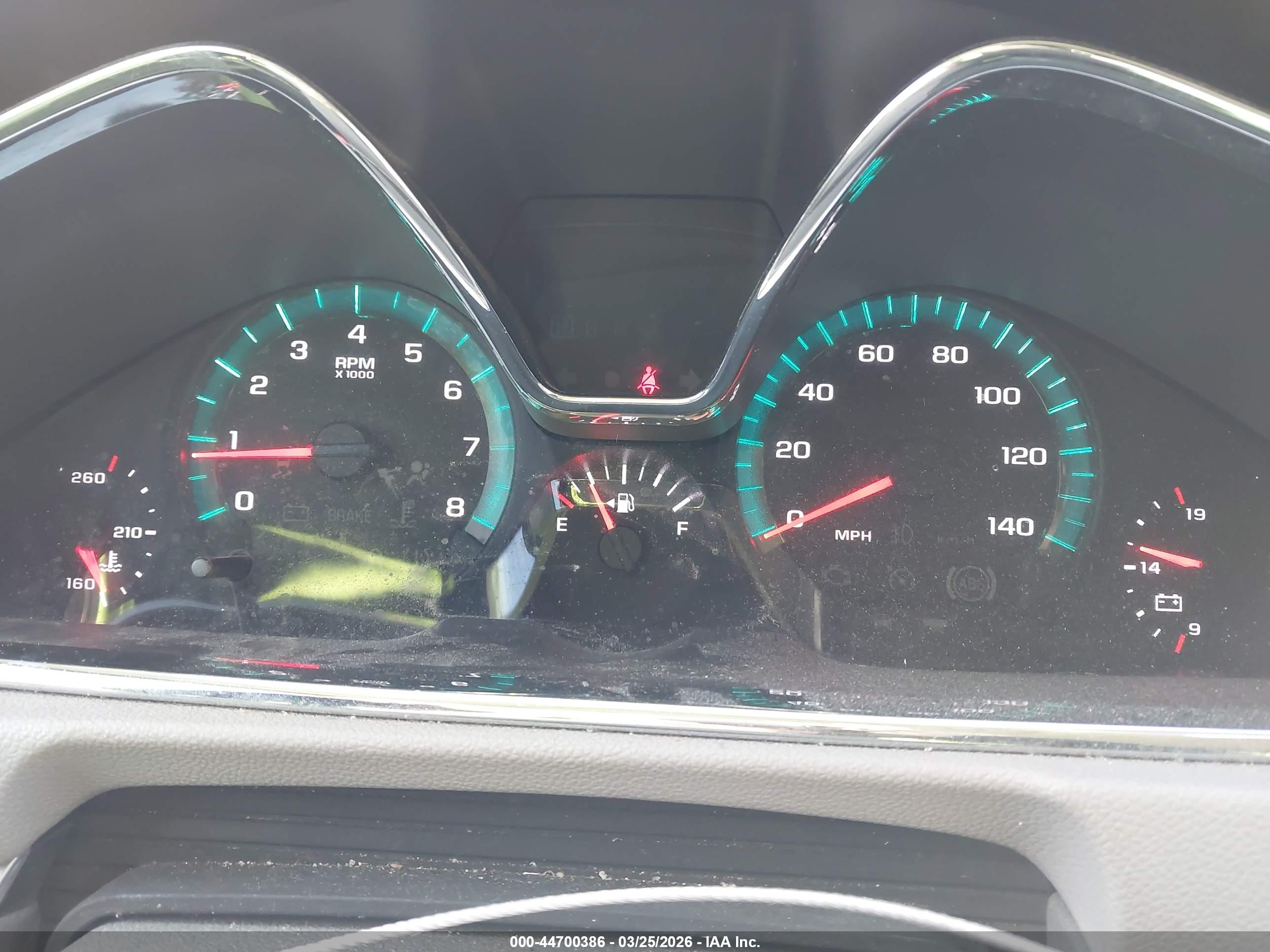 CHEVROLET TRAVERSE image 7