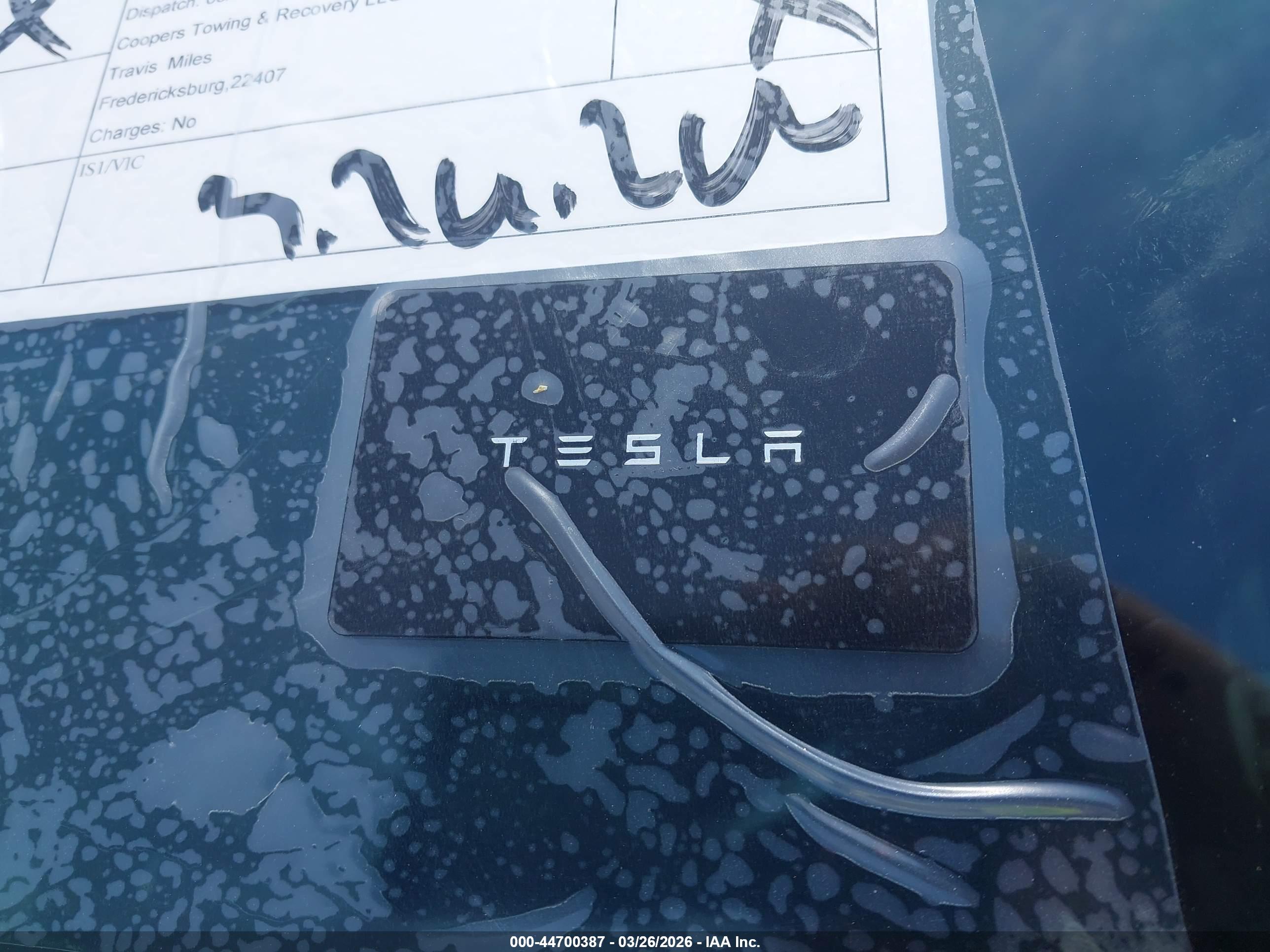 TESLA MODEL image 11
