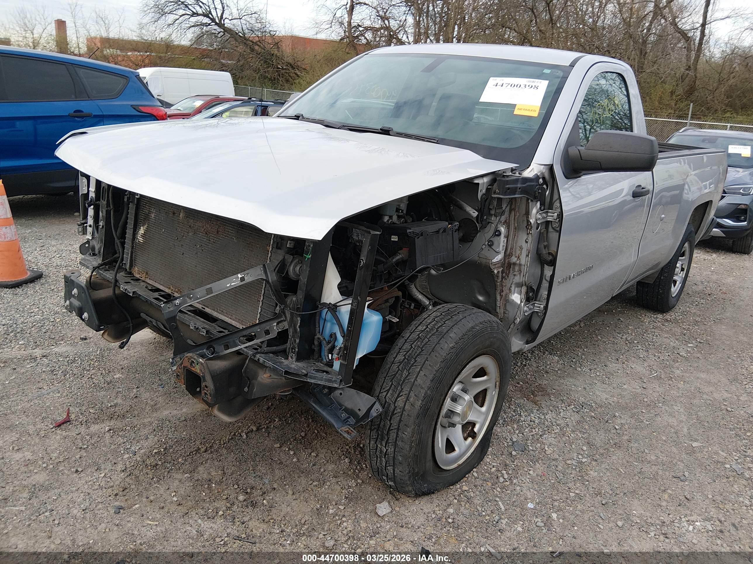 CHEVROLET SILVERADO image 2