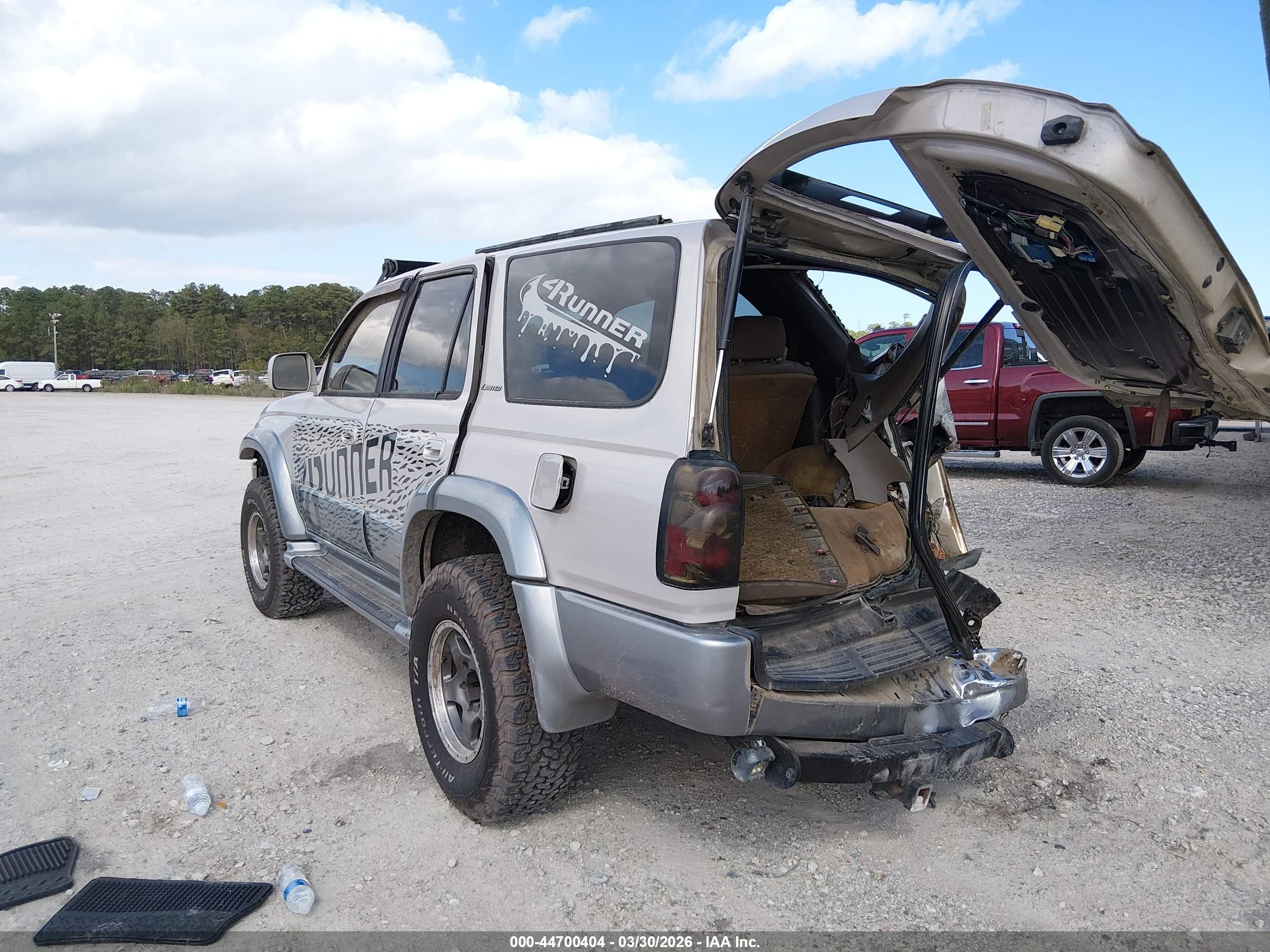 TOYOTA 4RUNNER image 3