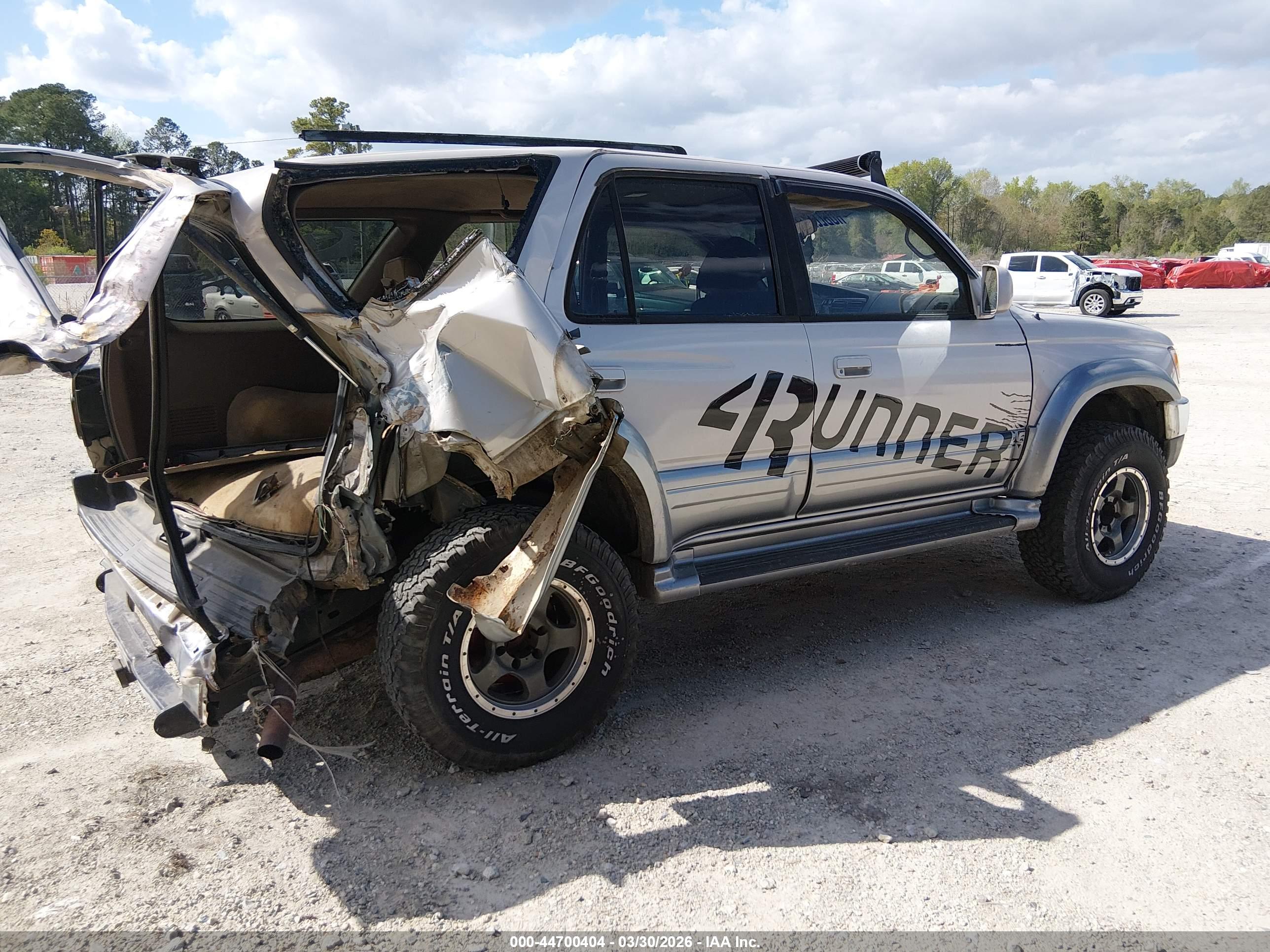 TOYOTA 4RUNNER image 4