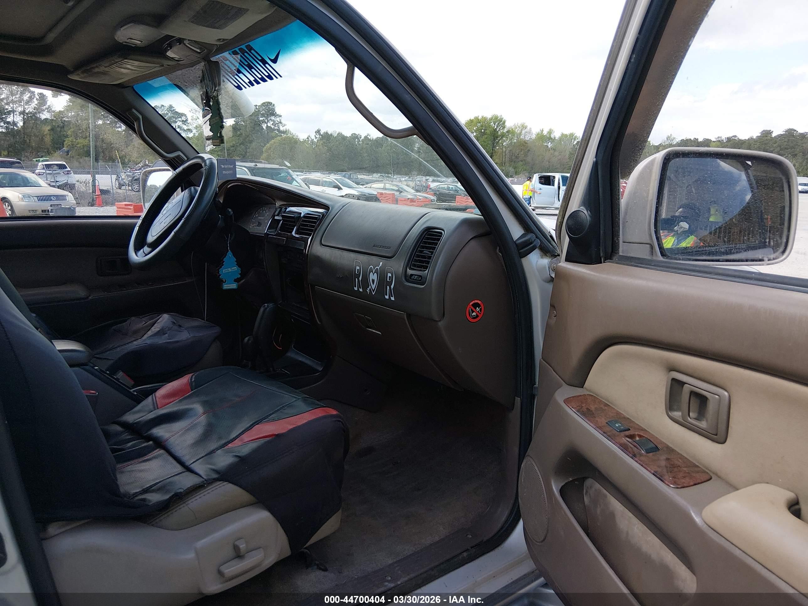 TOYOTA 4RUNNER image 5