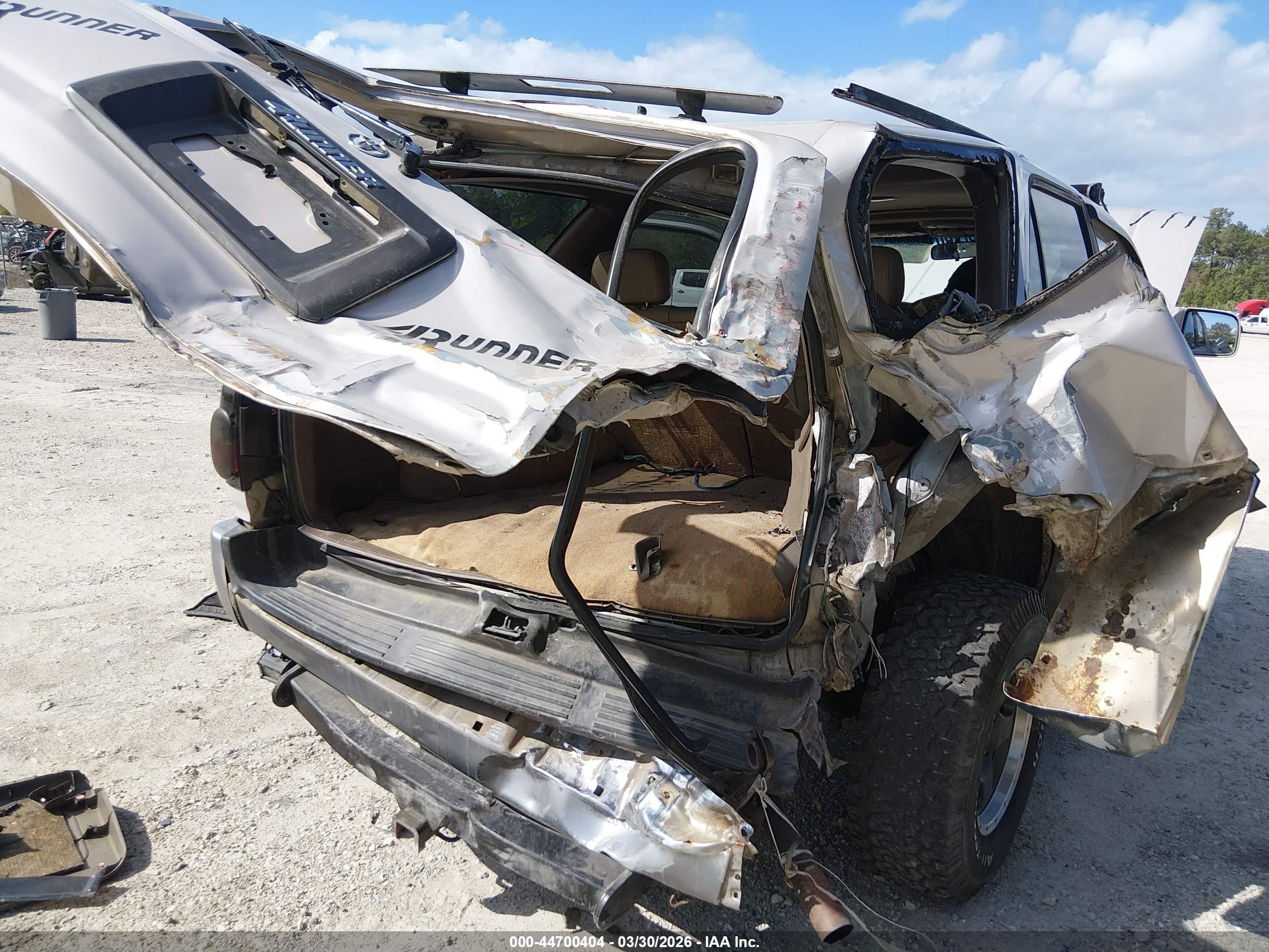 TOYOTA 4RUNNER image 6