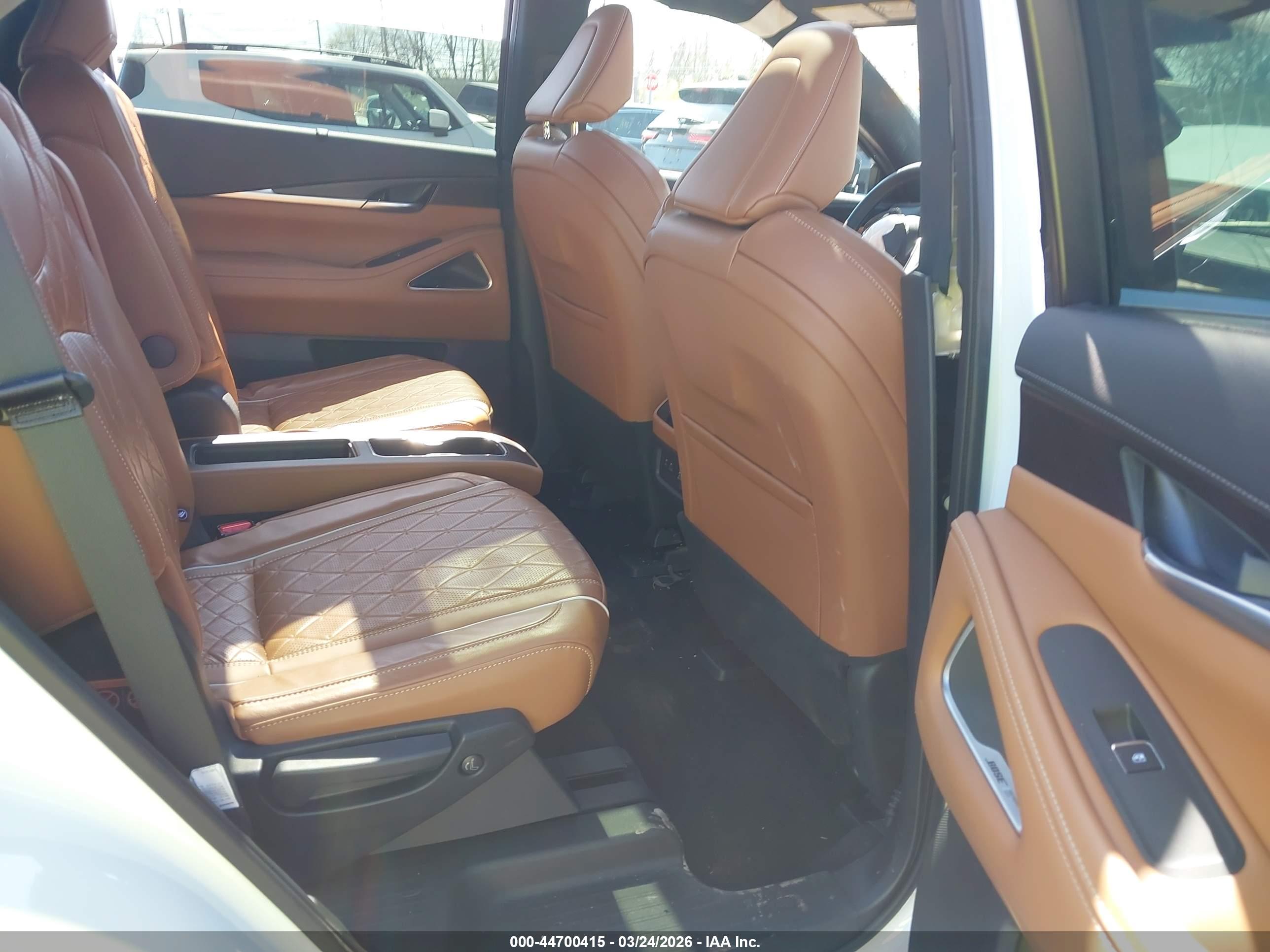 INFINITI QX60 image 8