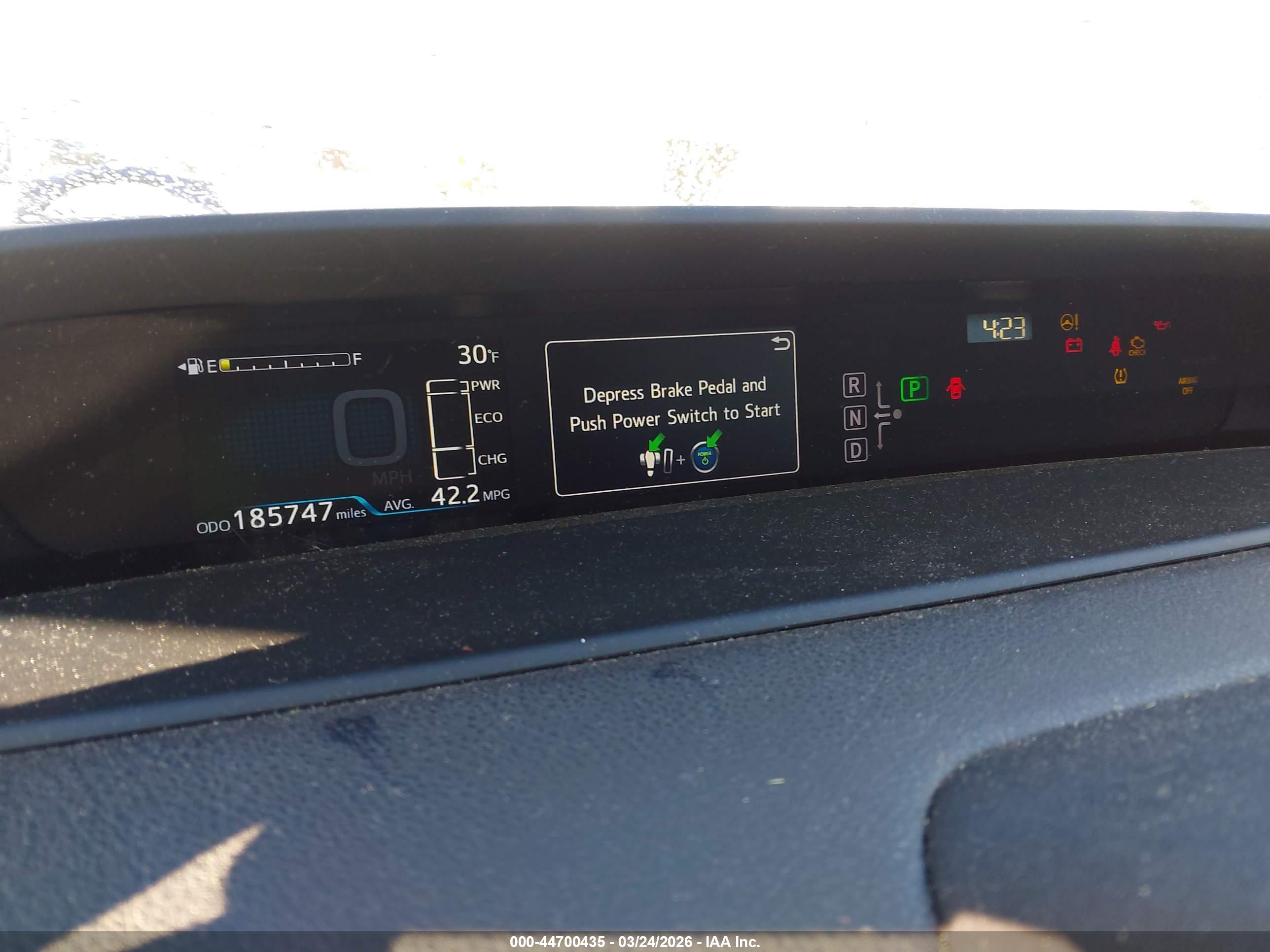 TOYOTA PRIUS image 7