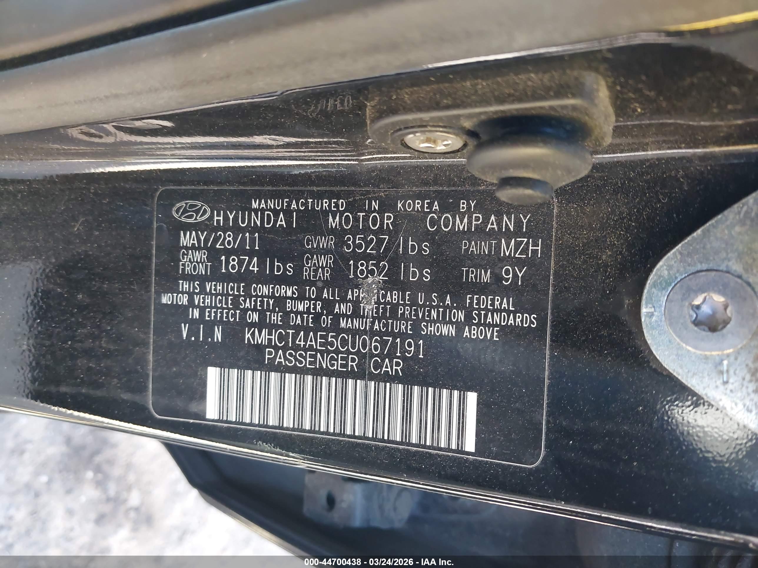 HYUNDAI ACCENT image 9