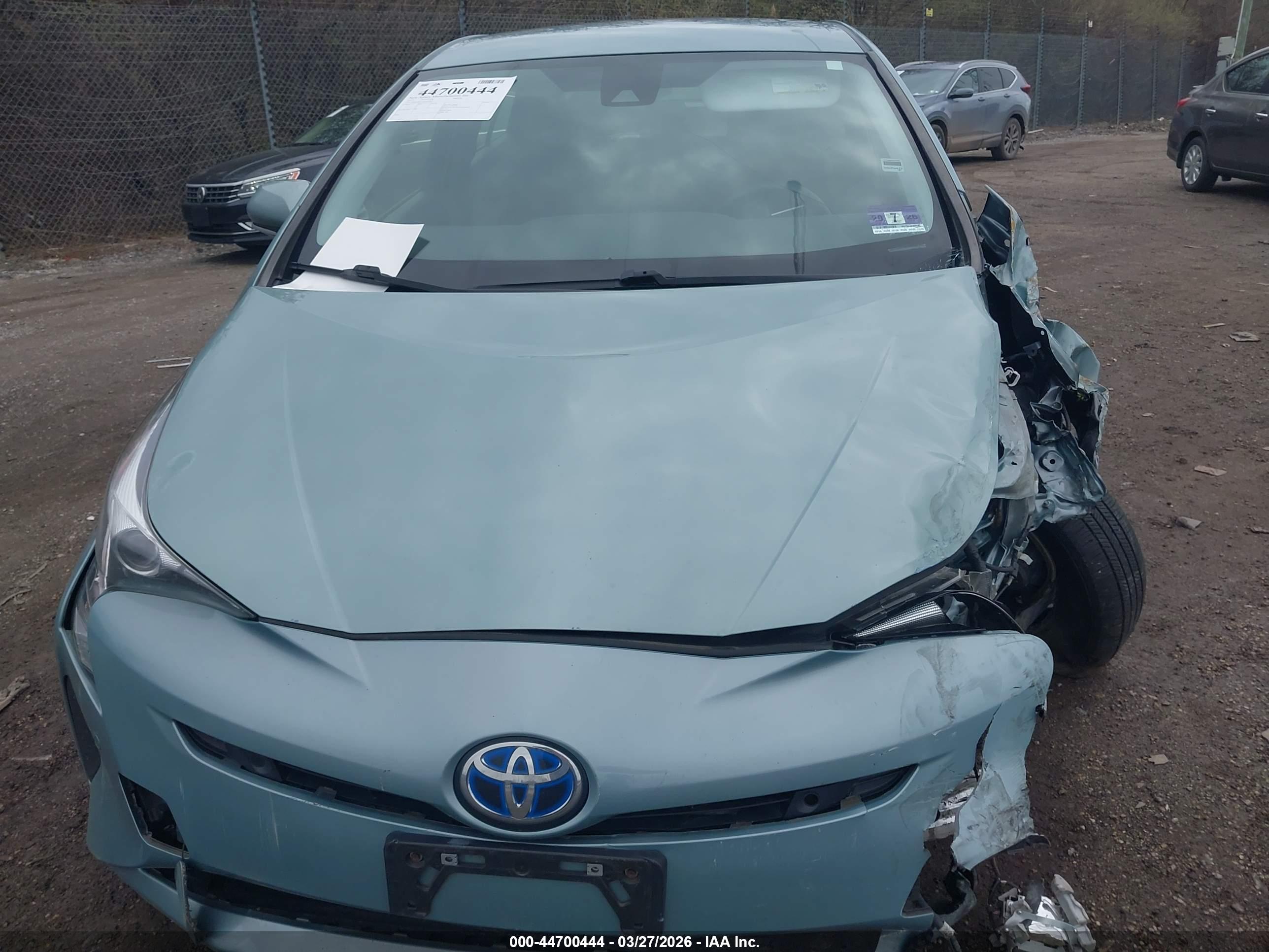 TOYOTA PRIUS image 10