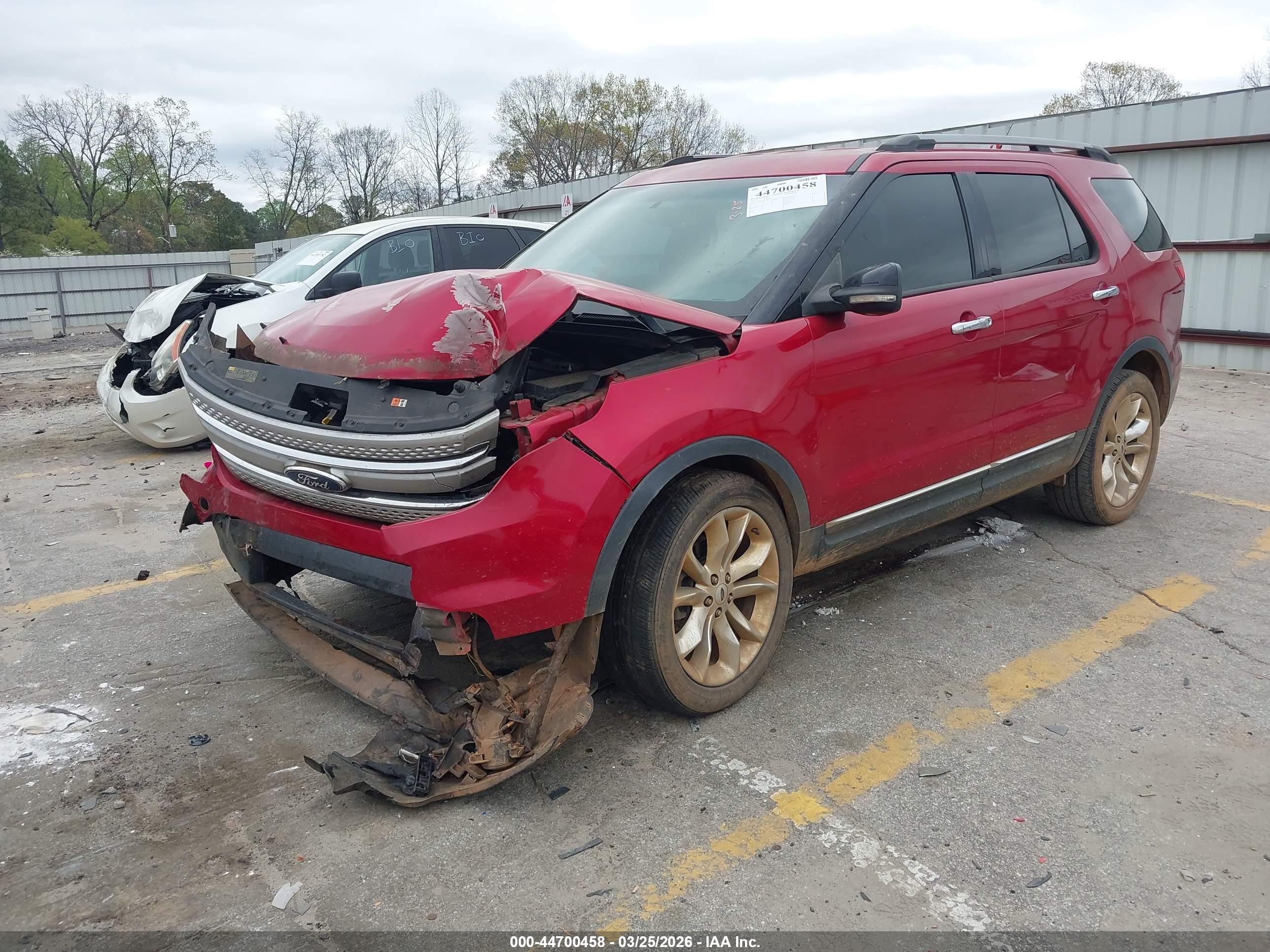 FORD EXPLORER image 2