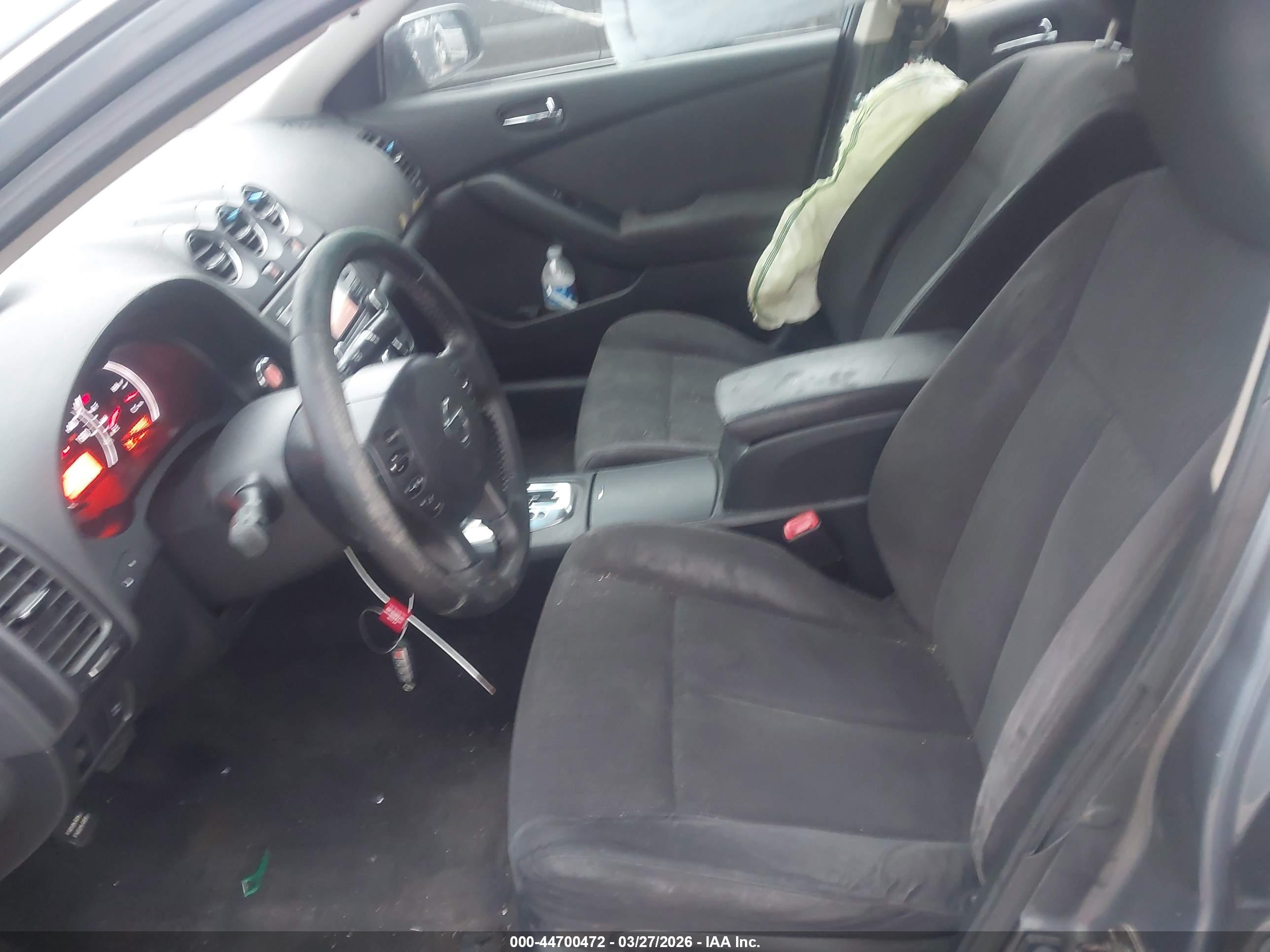 NISSAN ALTIMA image 5