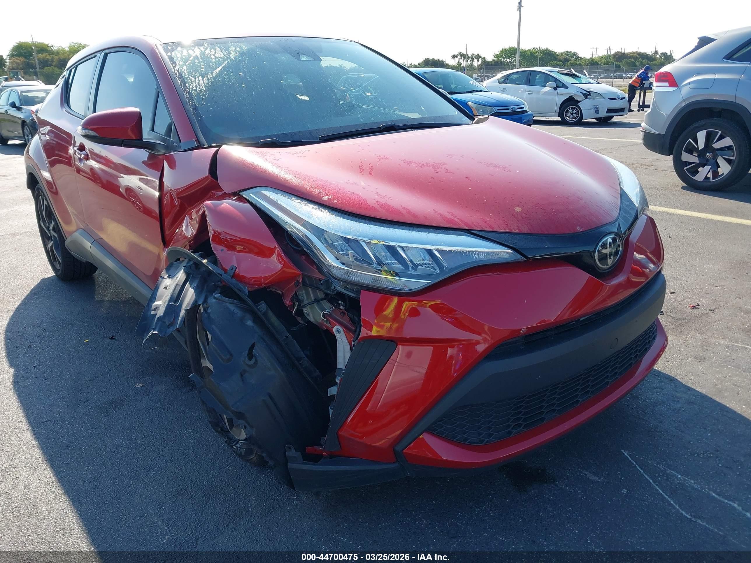 TOYOTA C-HR image 6