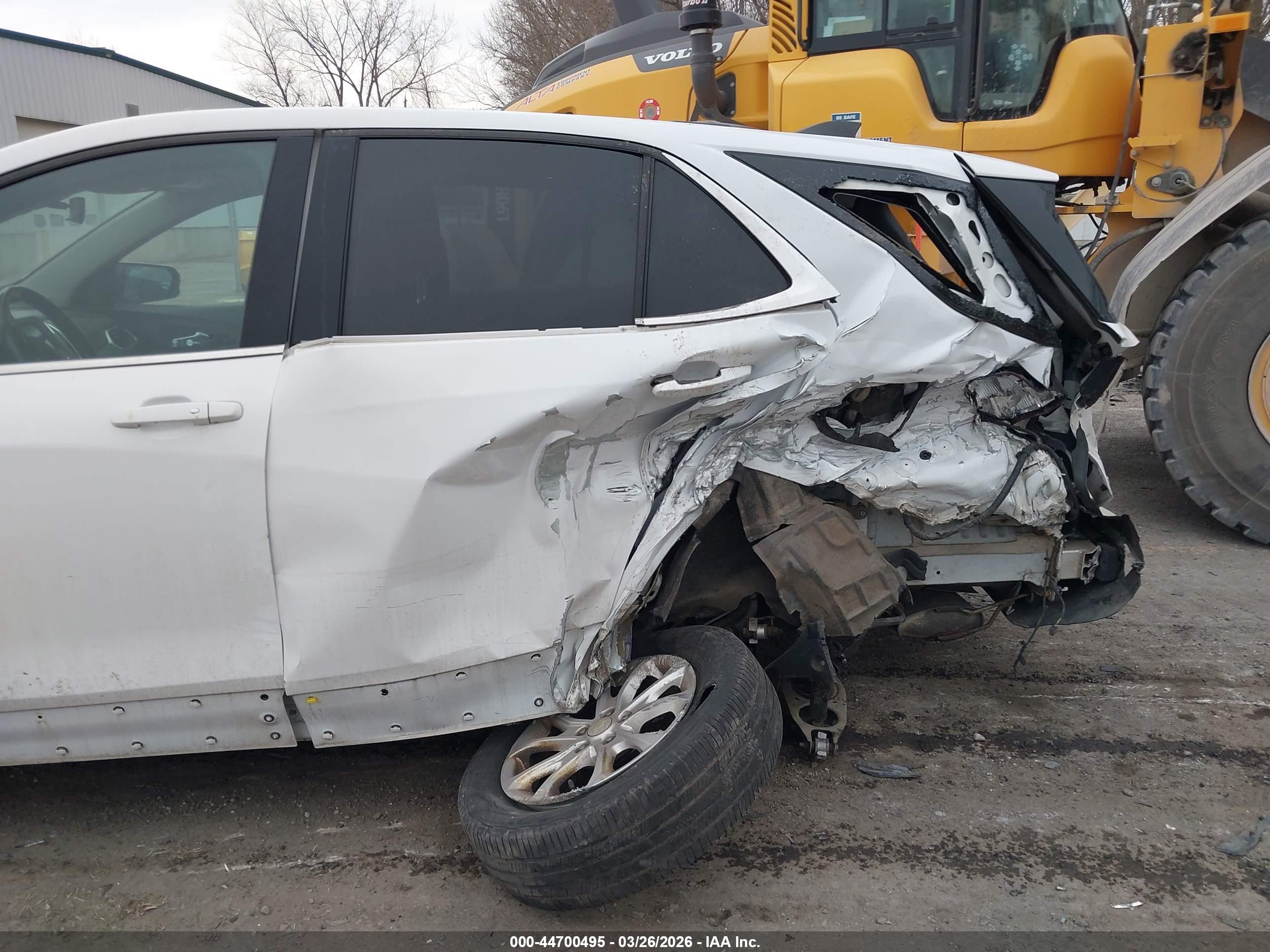 CHEVROLET EQUINOX image 6