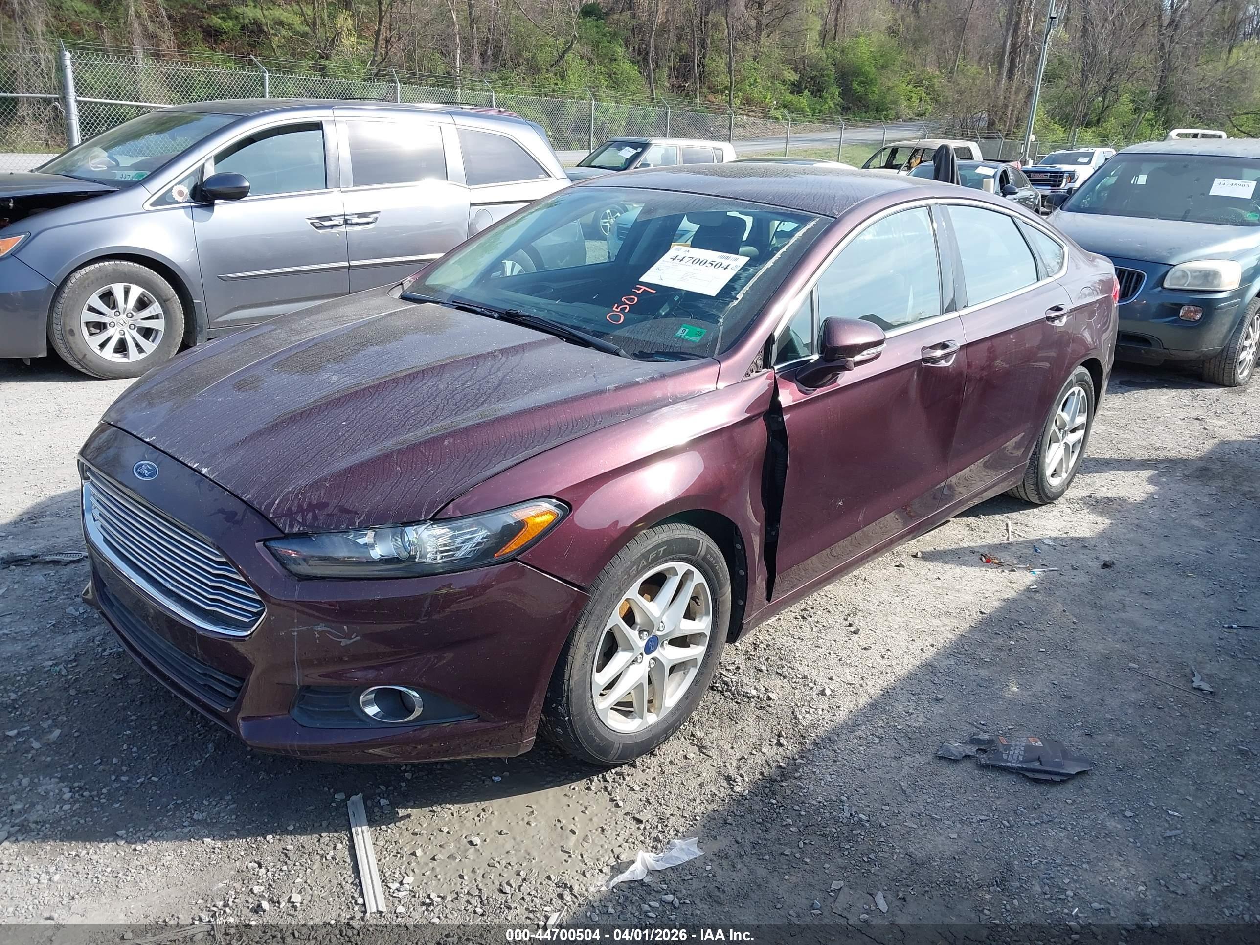 FORD FUSION image 2