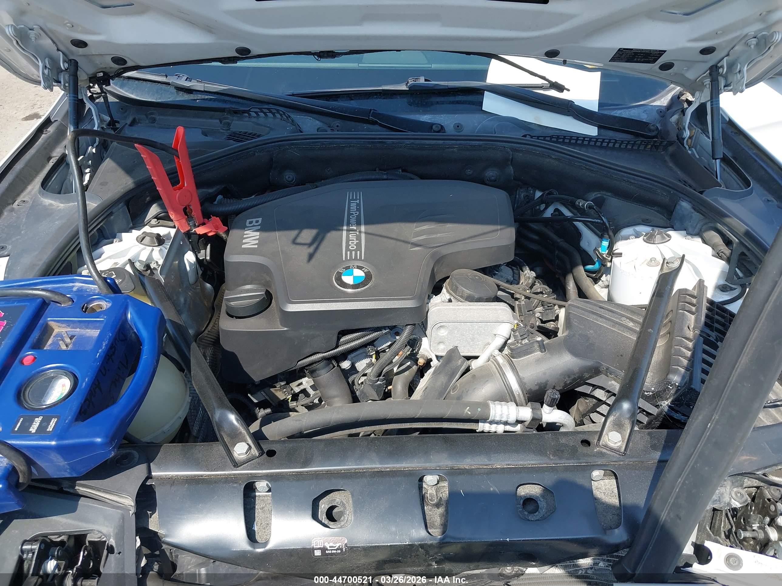 BMW 528I image 10