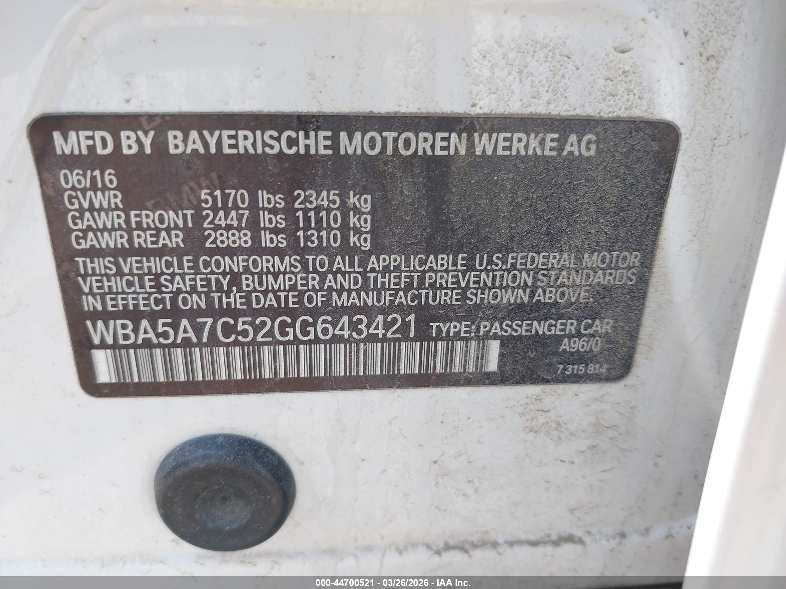 BMW 528I image 9
