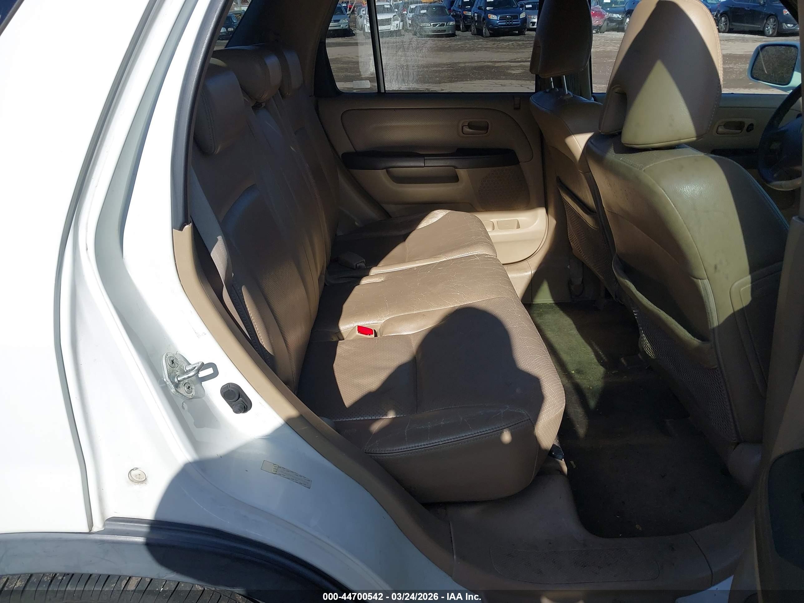 HONDA CR-V image 8
