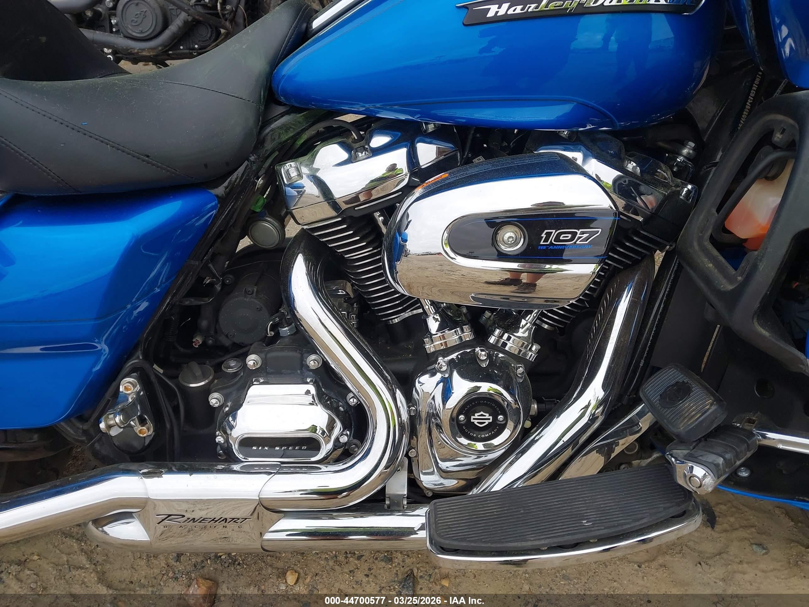 HARLEY-DAVIDSON FLTRU image 8