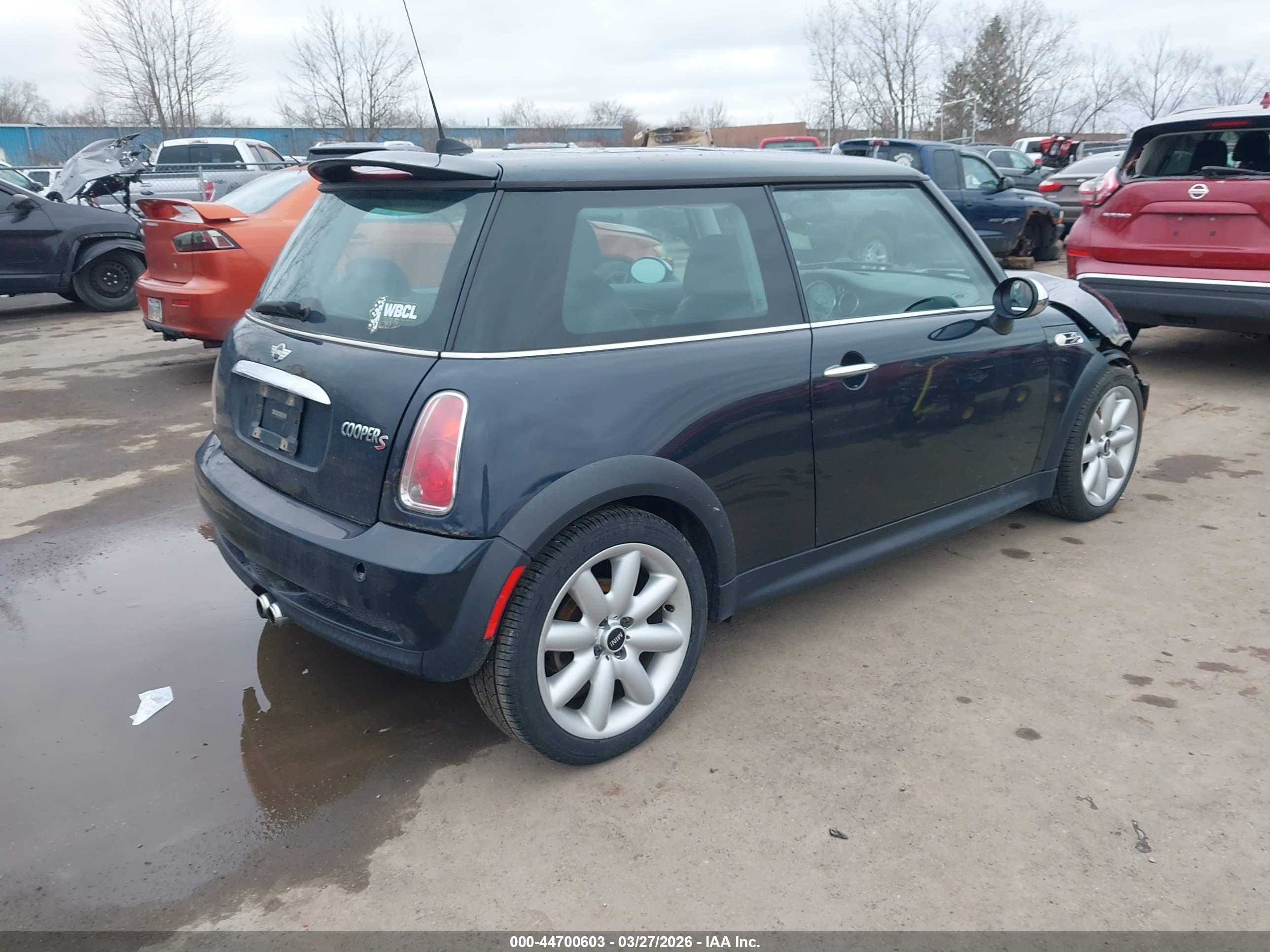 MINI COOPER image 4