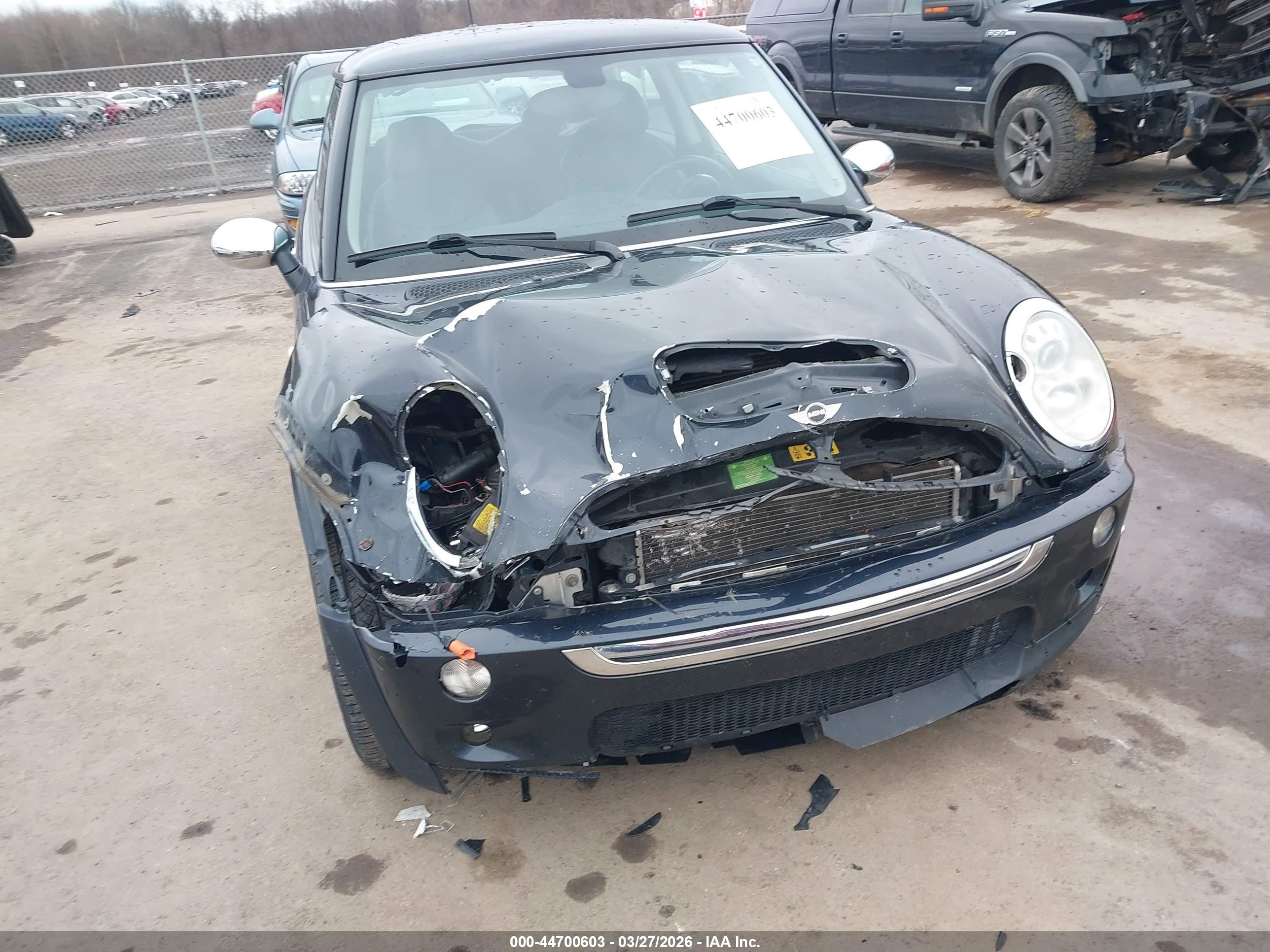 MINI COOPER image 6