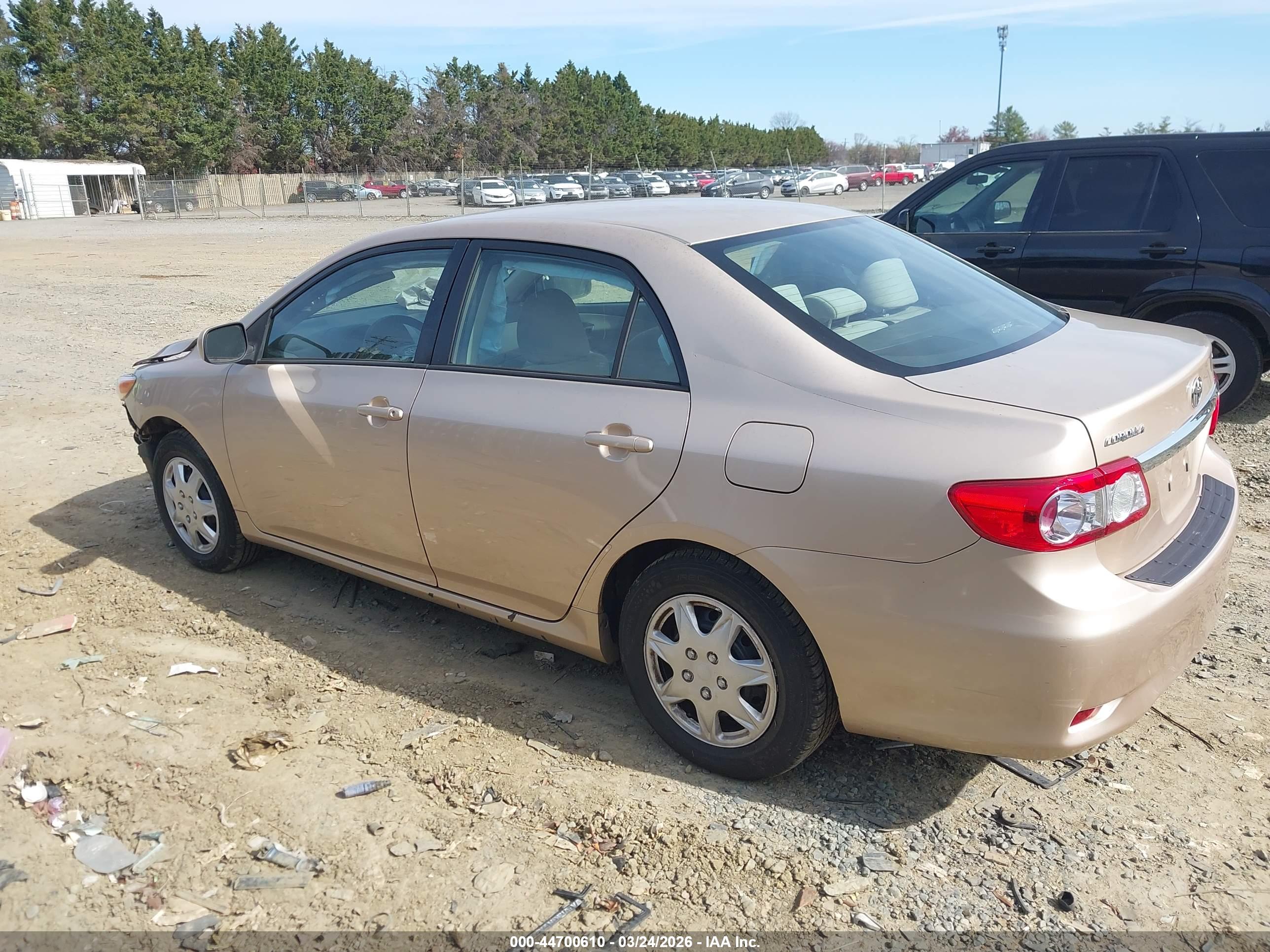 TOYOTA COROLLA image 3