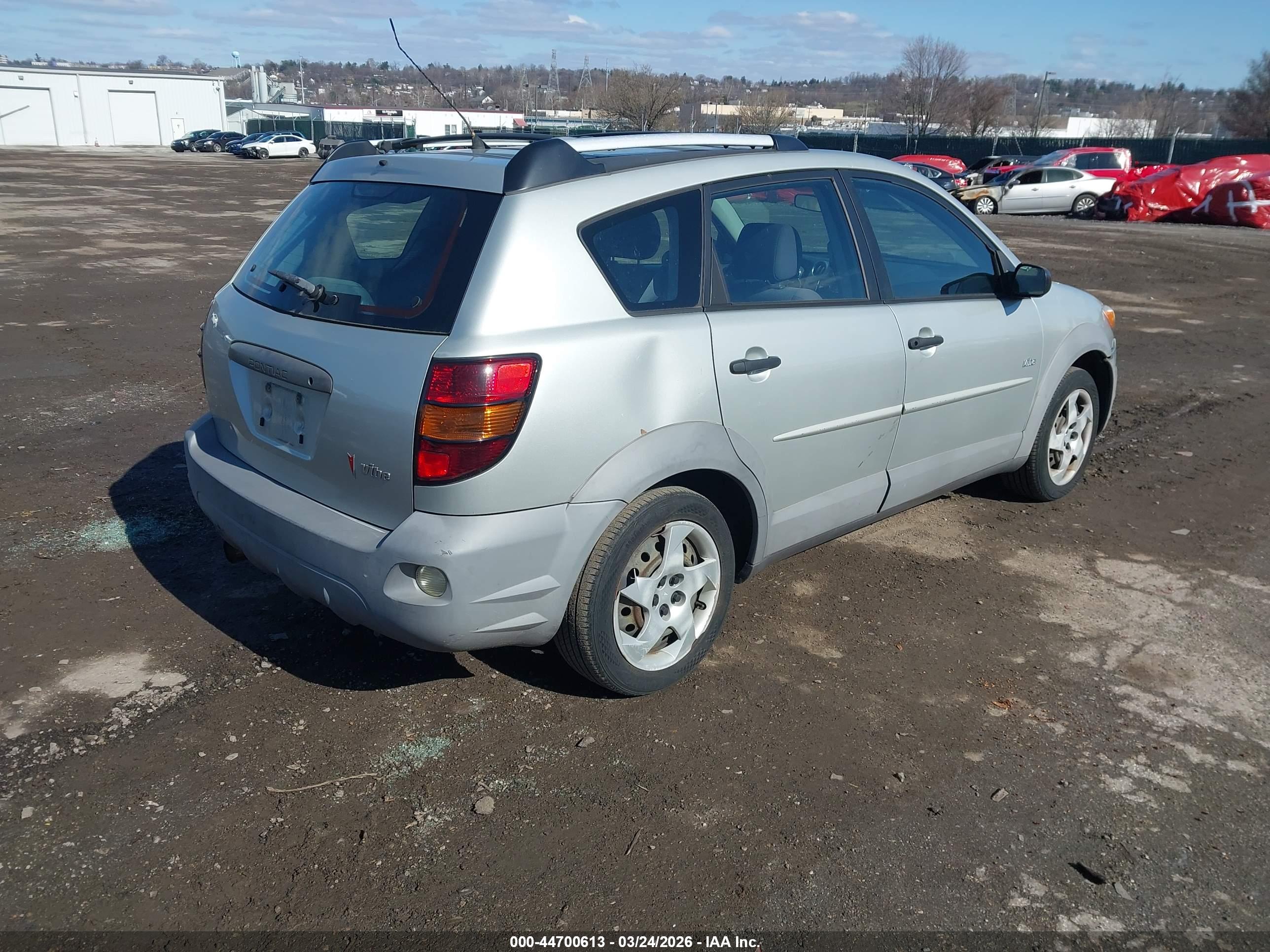 PONTIAC VIBE image 4