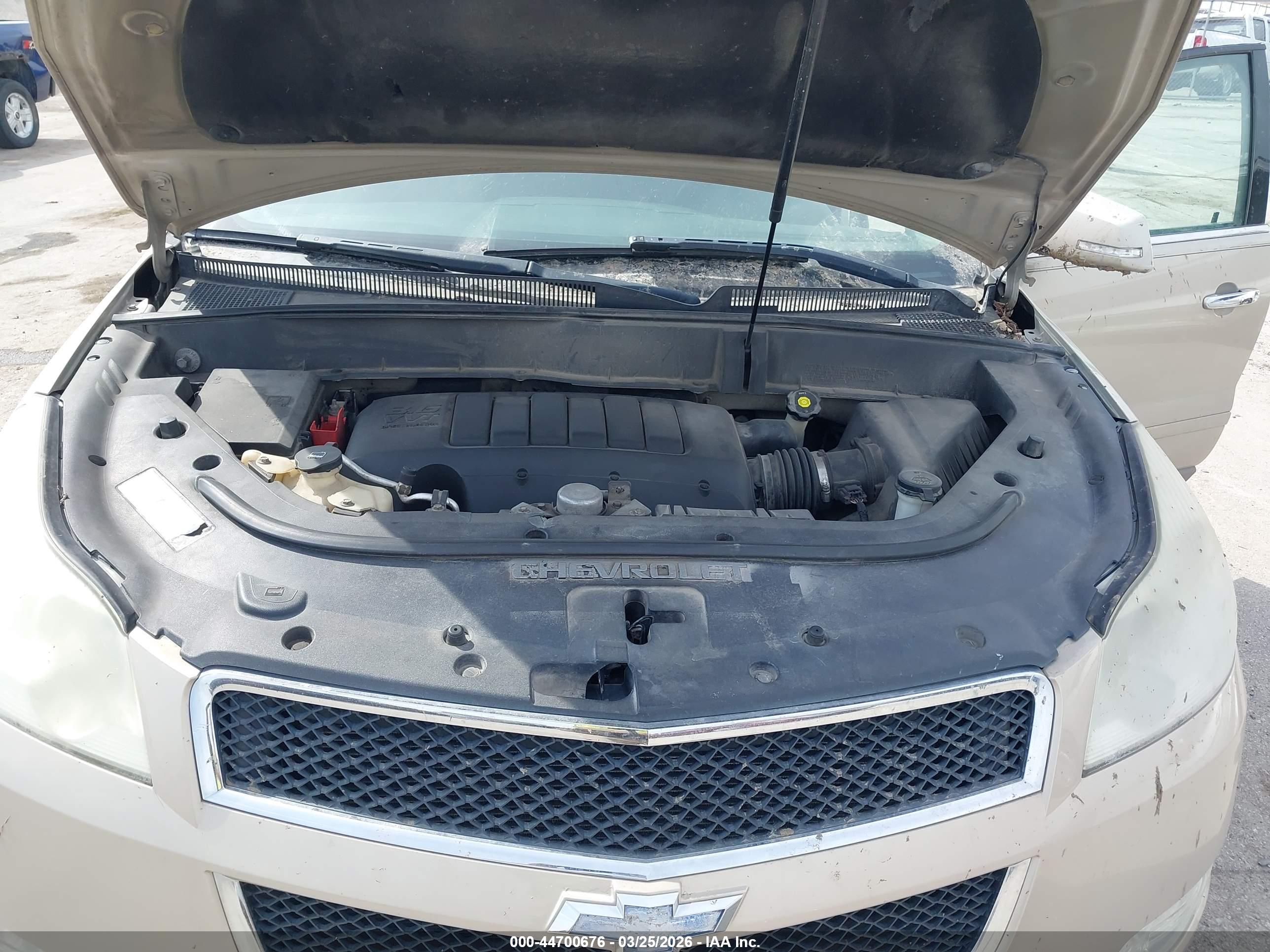 CHEVROLET TRAVERSE image 10