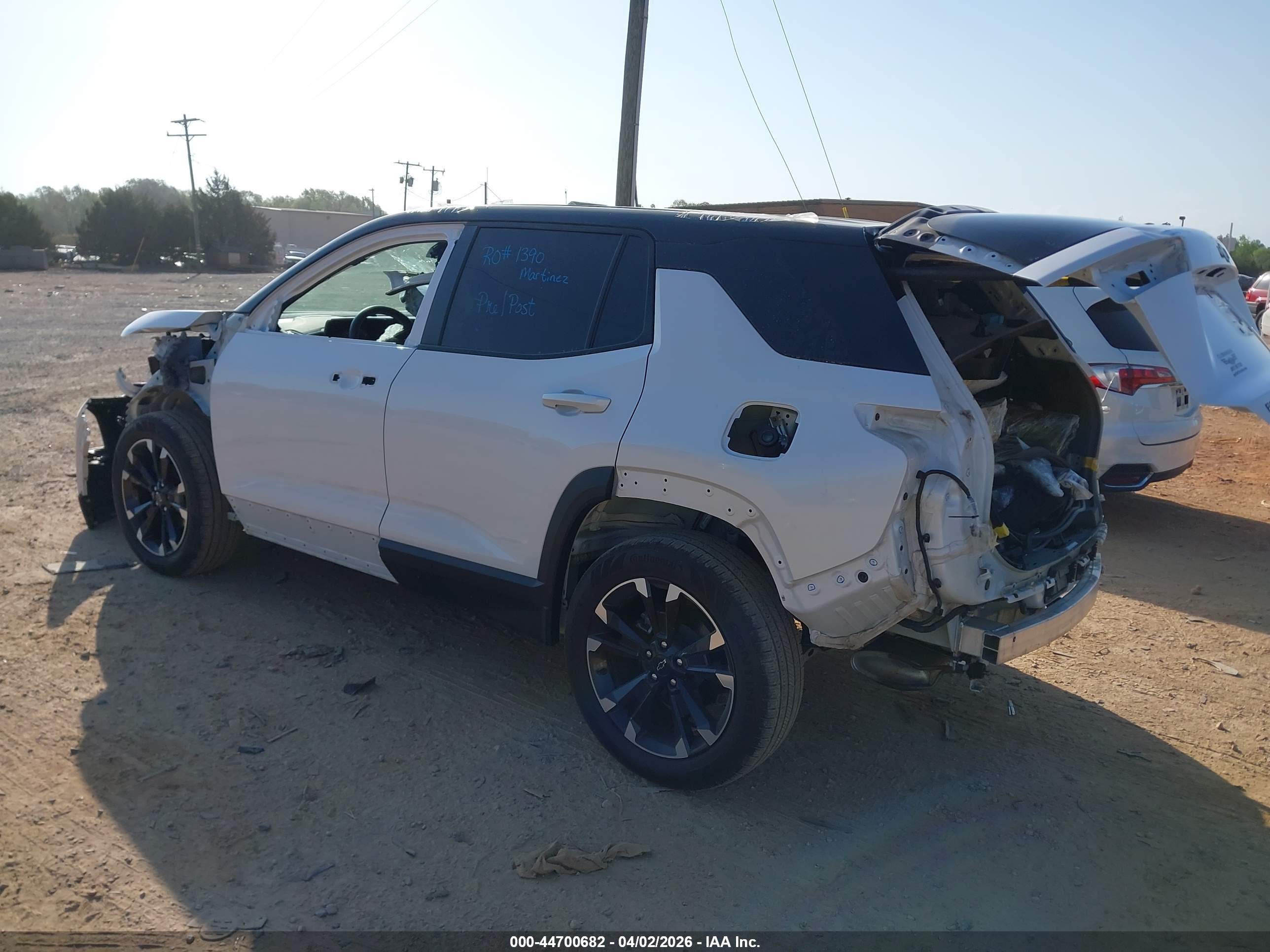 CHEVROLET EQUINOX image 3
