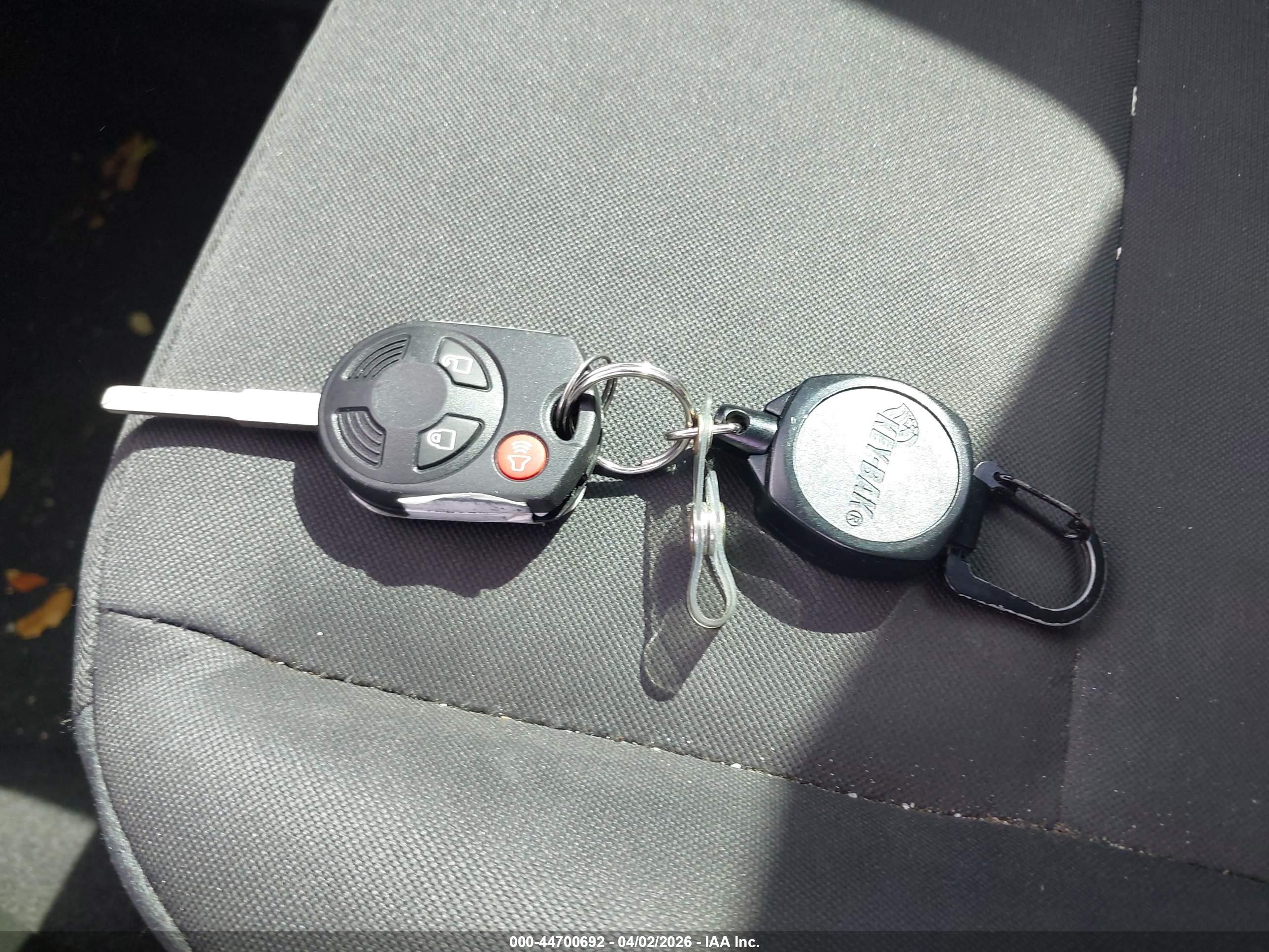 FORD ESCAPE image 11