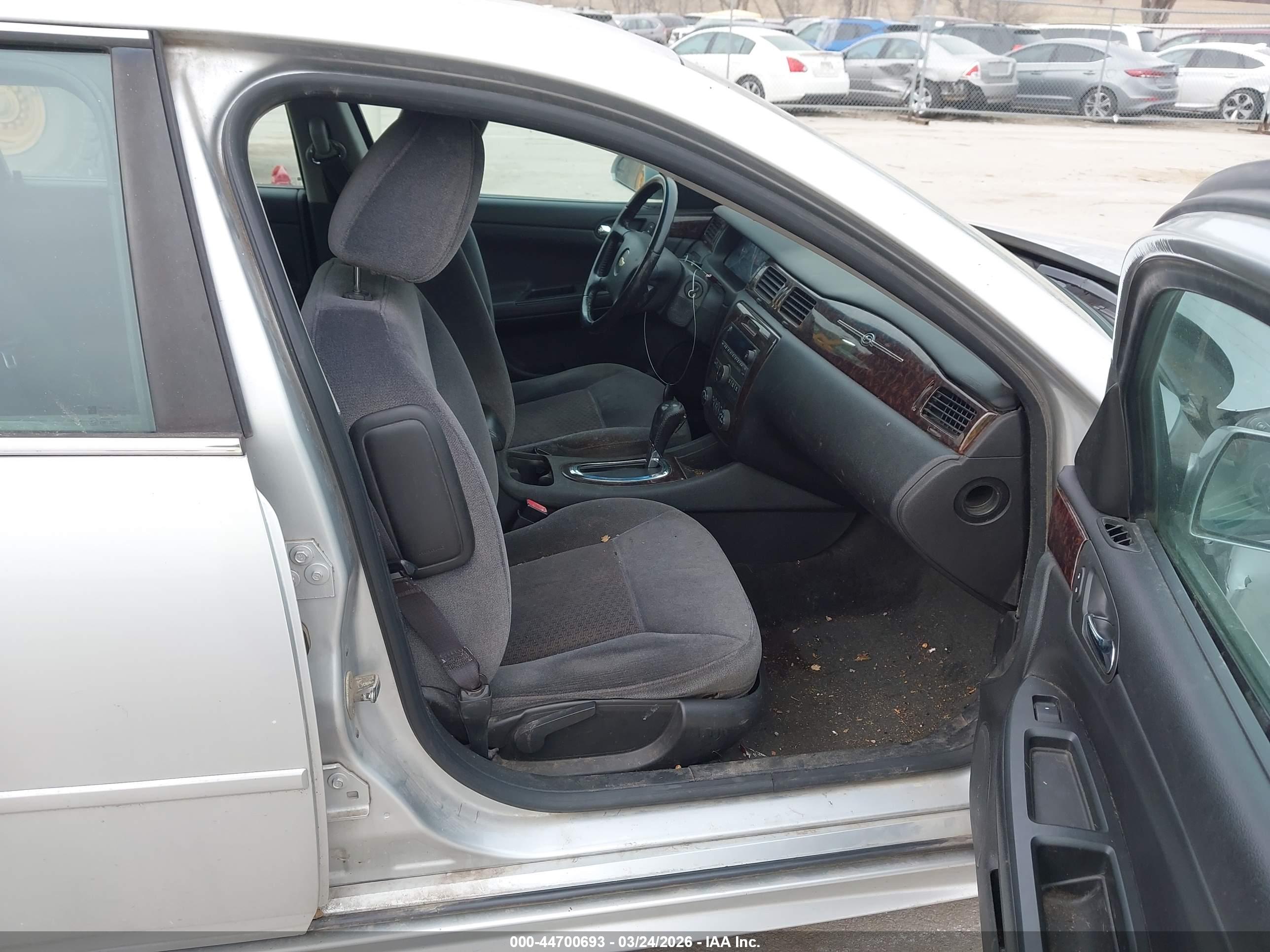 CHEVROLET IMPALA image 5