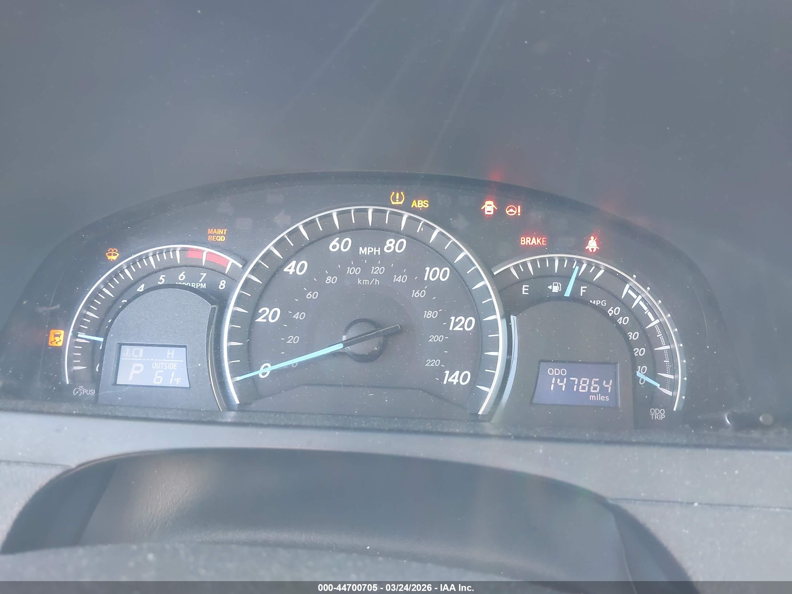 TOYOTA CAMRY image 7