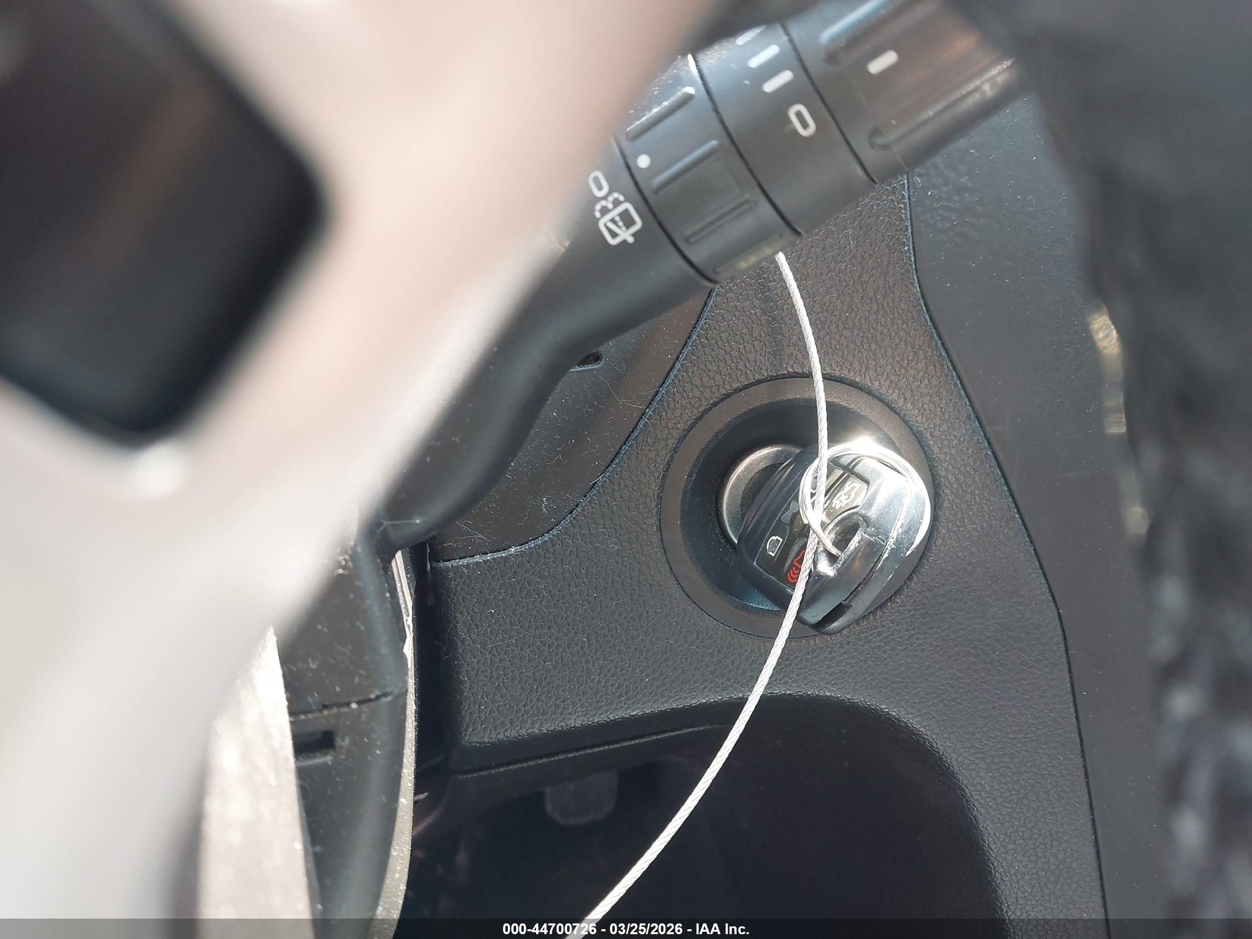 FORD EXPLORER image 11