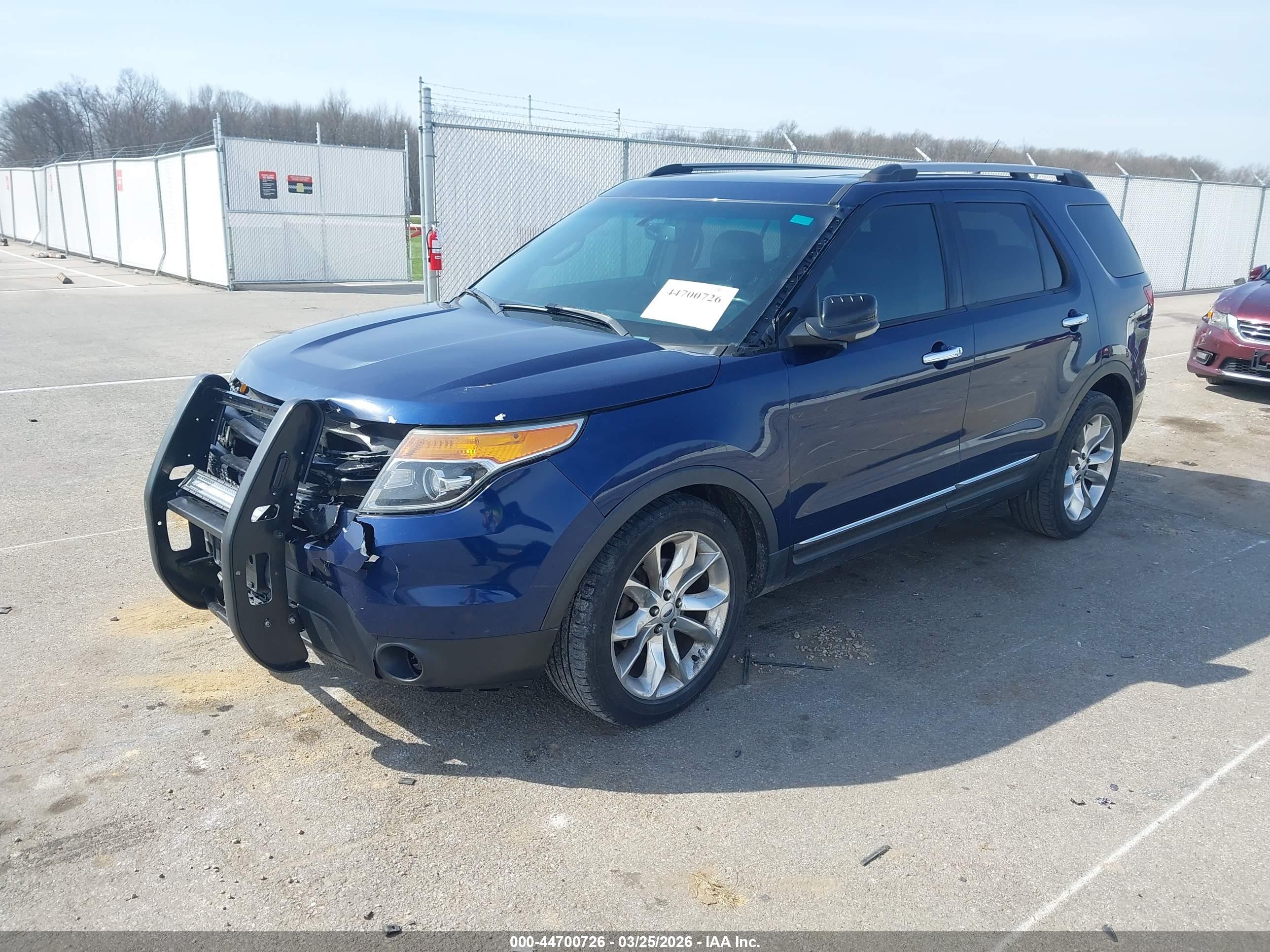 FORD EXPLORER image 2