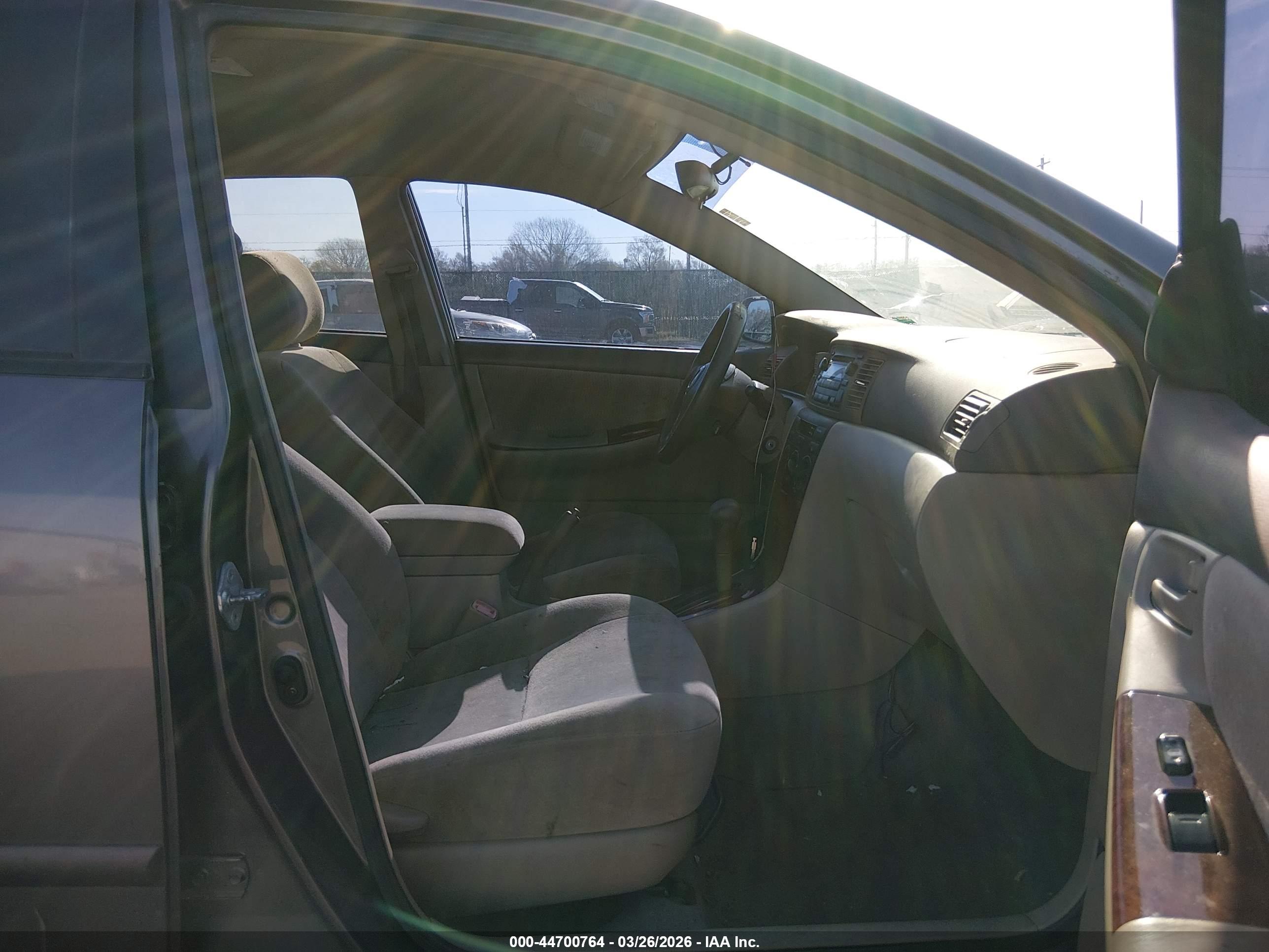 TOYOTA COROLLA image 5