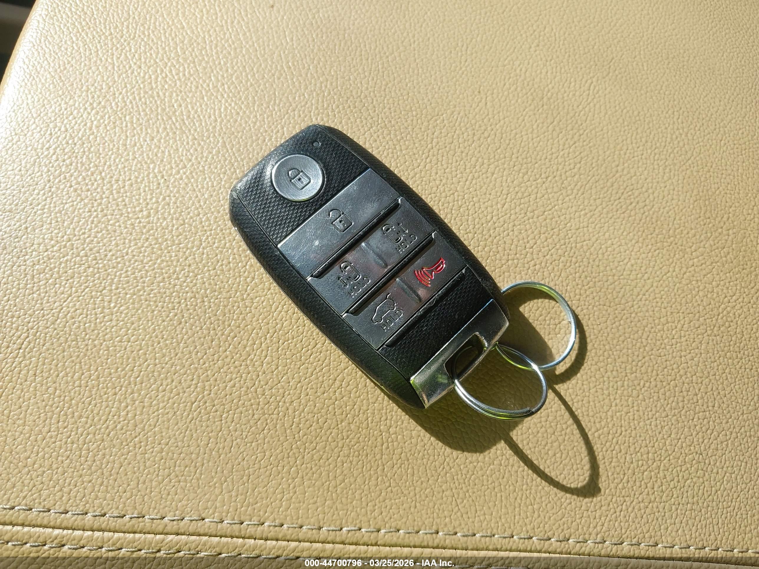 KIA SEDONA image 11