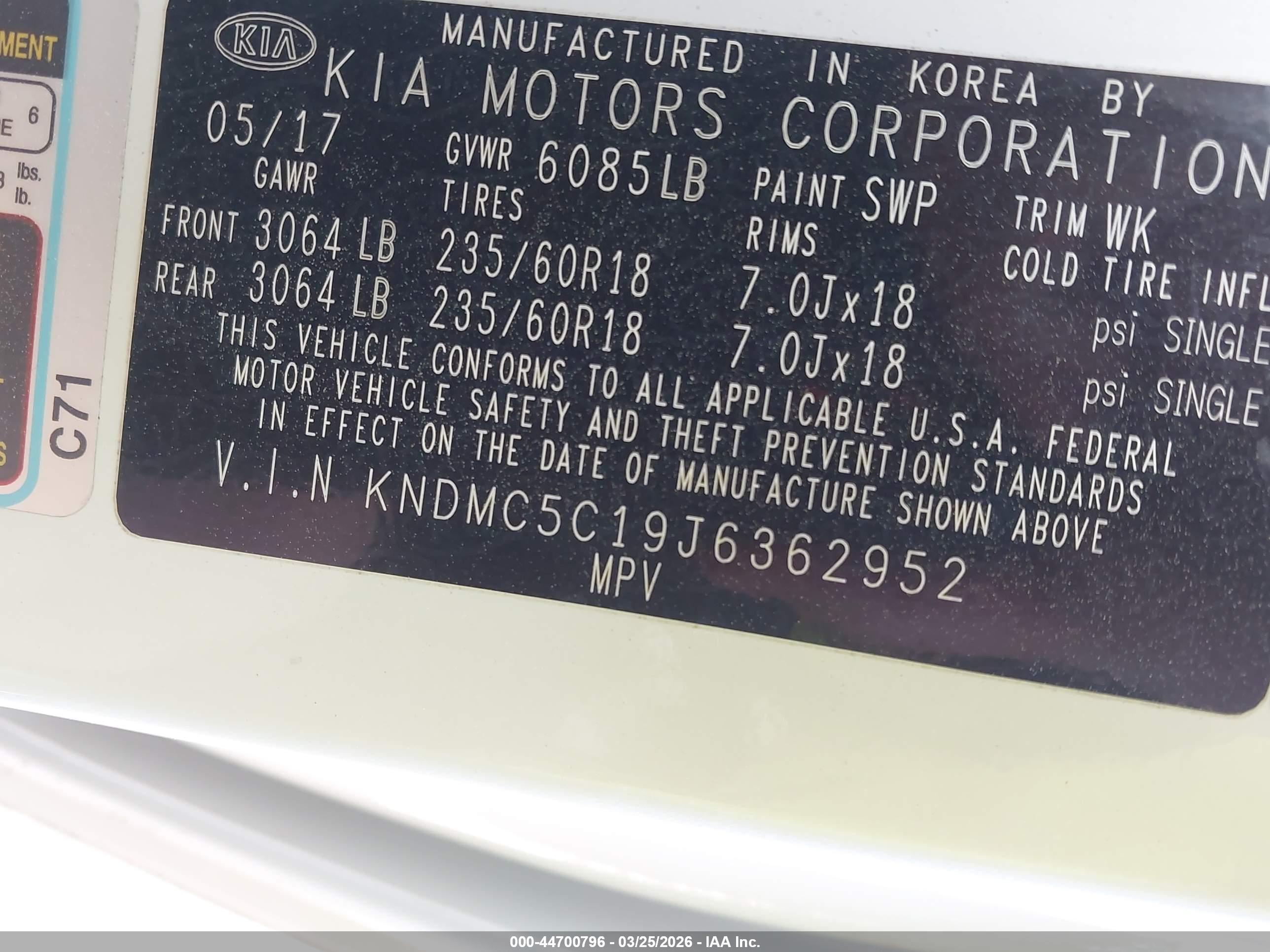 KIA SEDONA image 9
