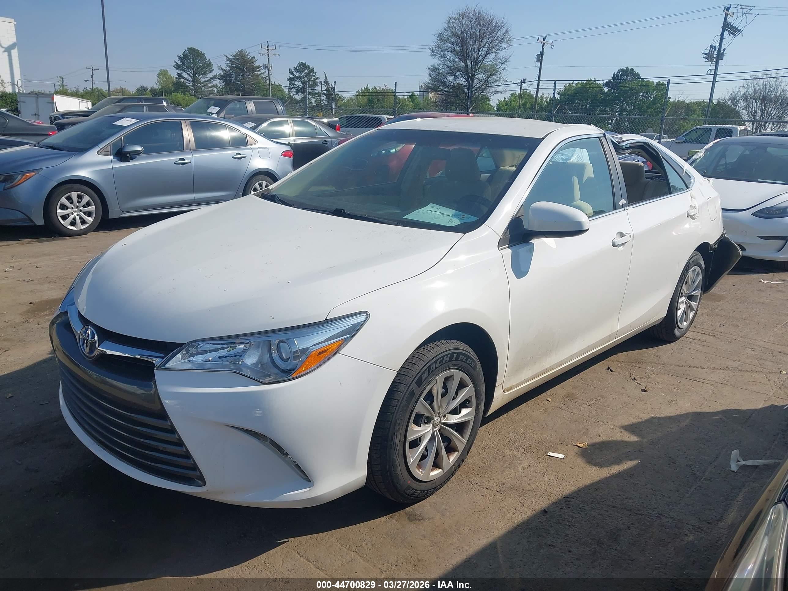 TOYOTA CAMRY image 2
