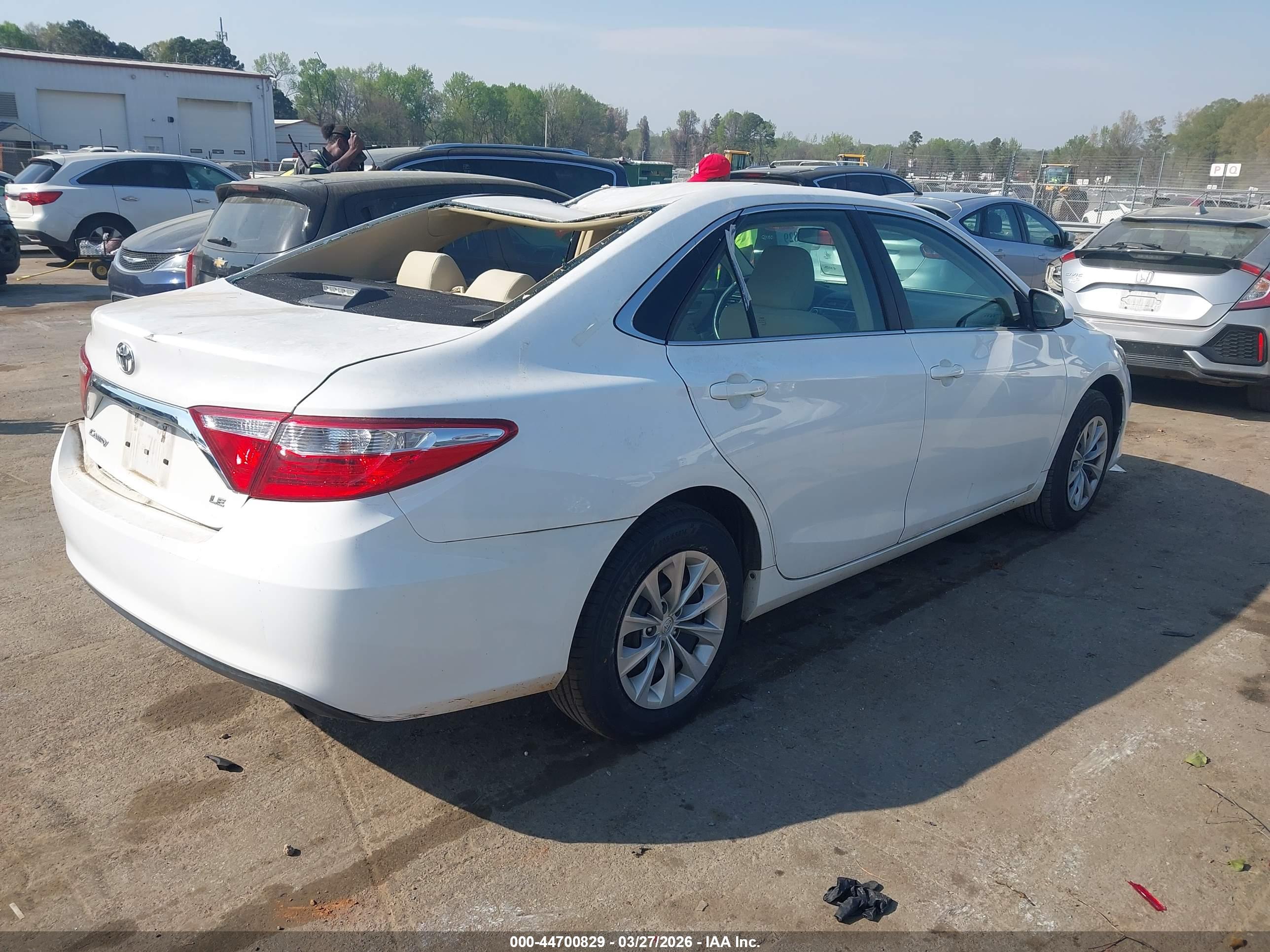 TOYOTA CAMRY image 4