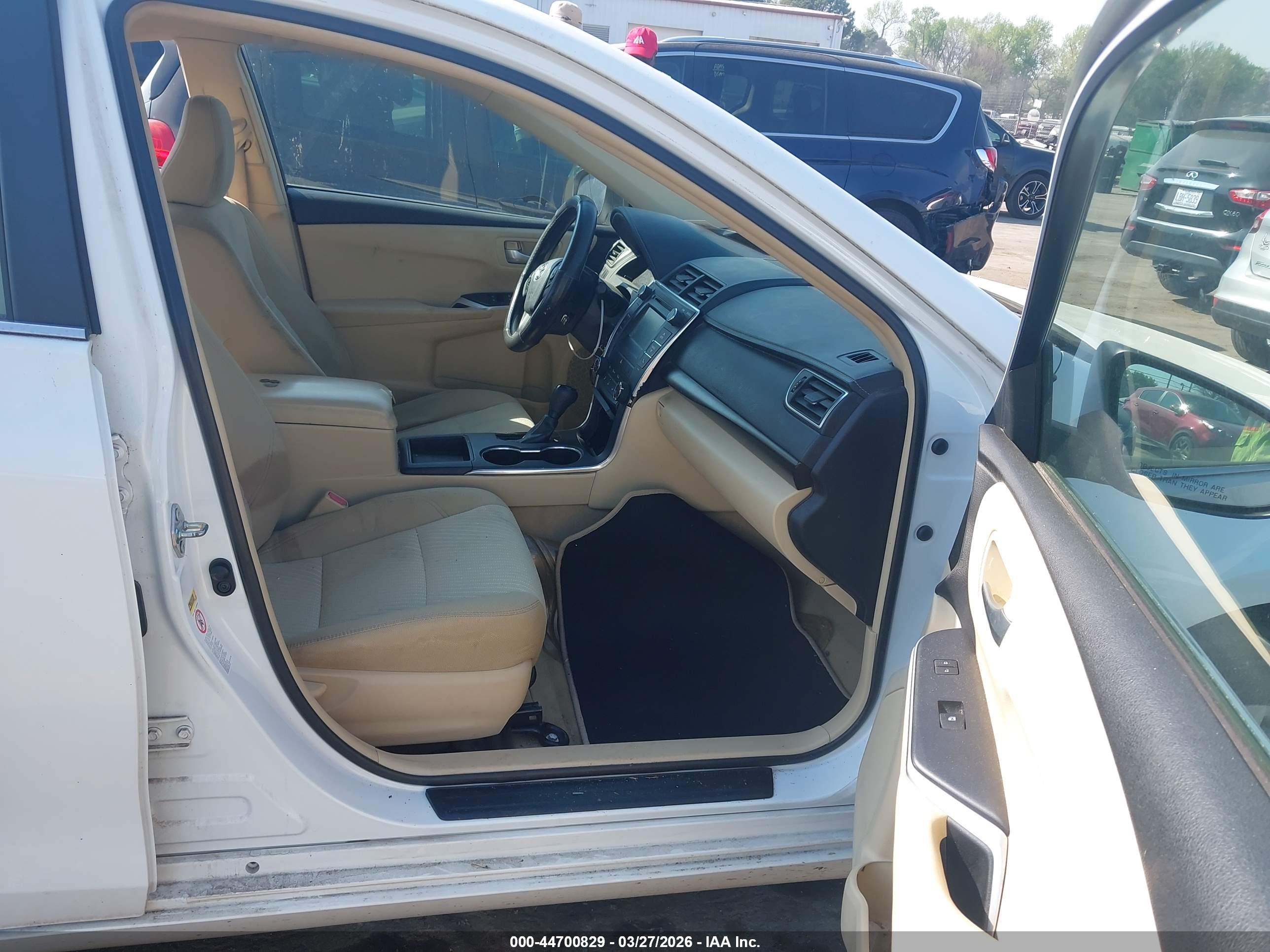 TOYOTA CAMRY image 5