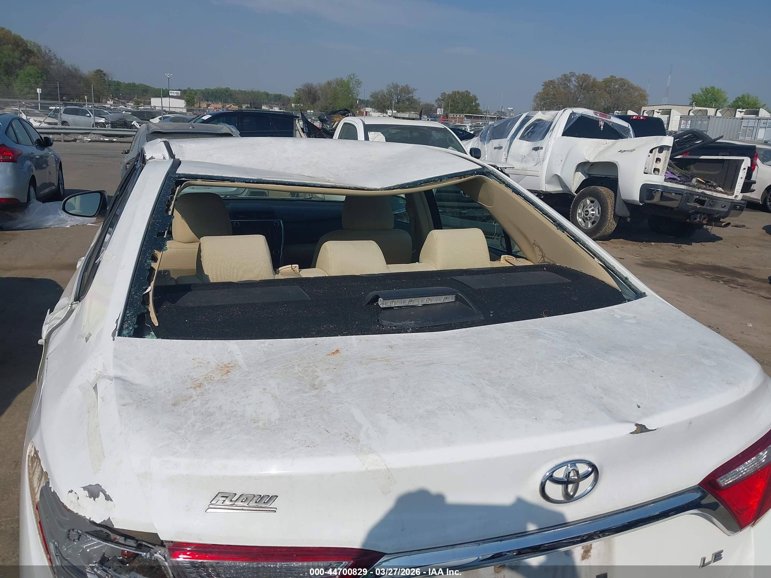 TOYOTA CAMRY image 6