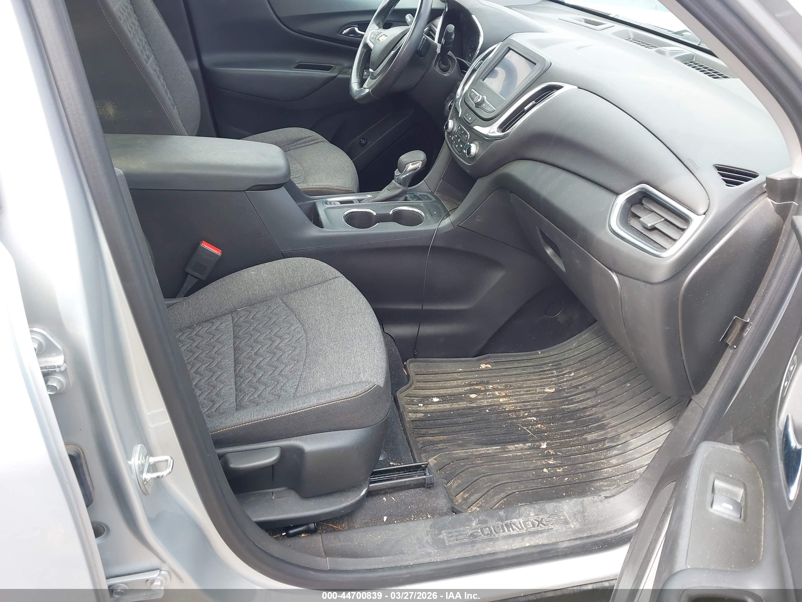 CHEVROLET EQUINOX image 5
