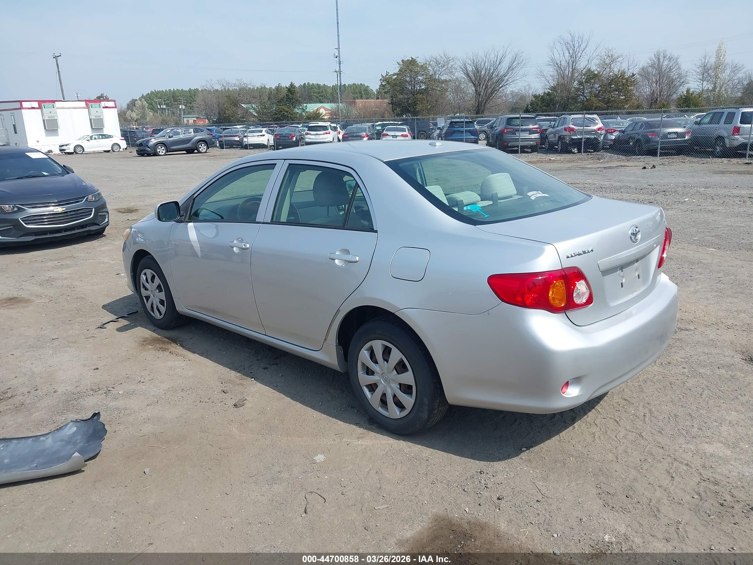 TOYOTA COROLLA image 3