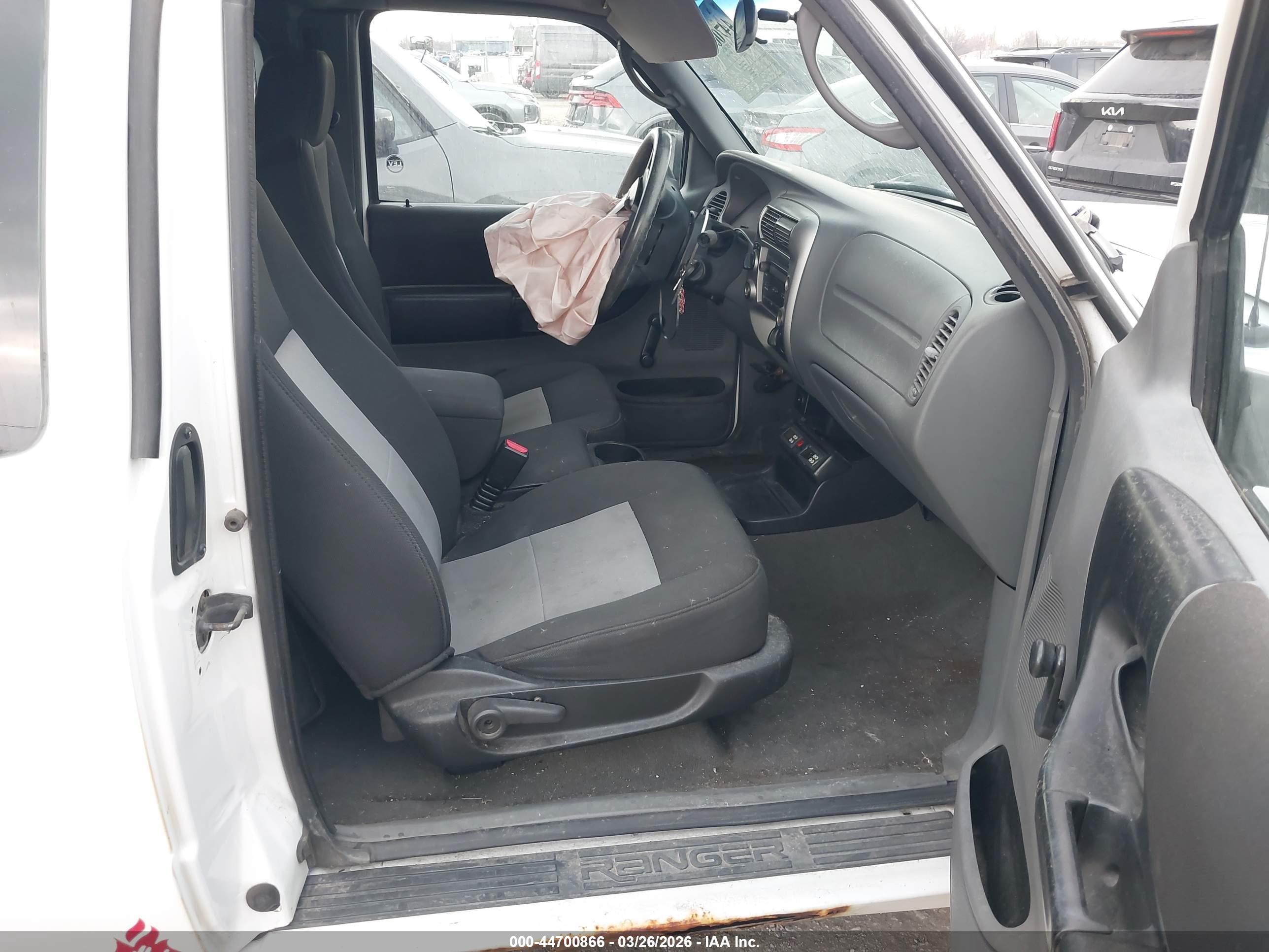 FORD RANGER image 8