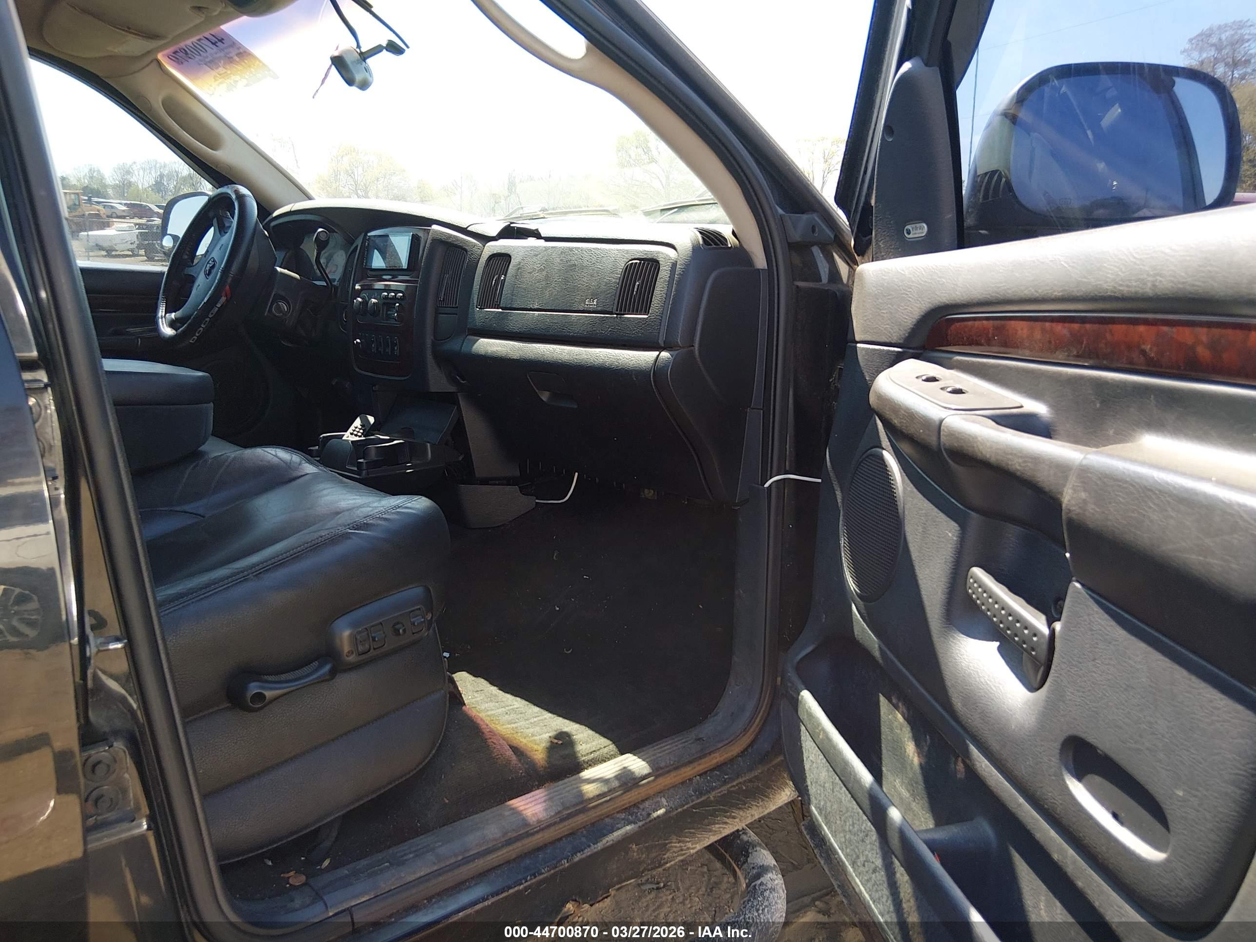DODGE RAM image 5