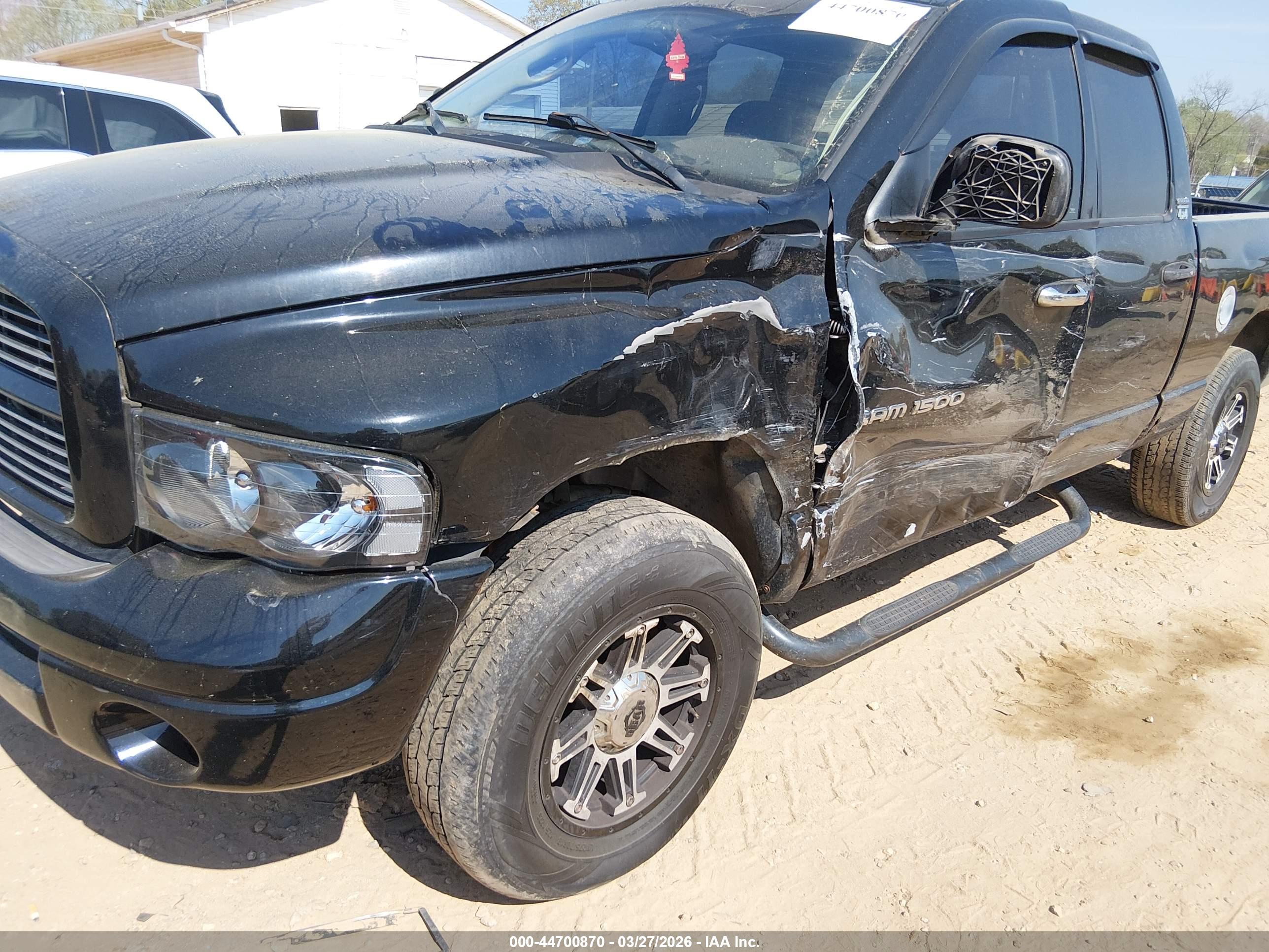 DODGE RAM image 6