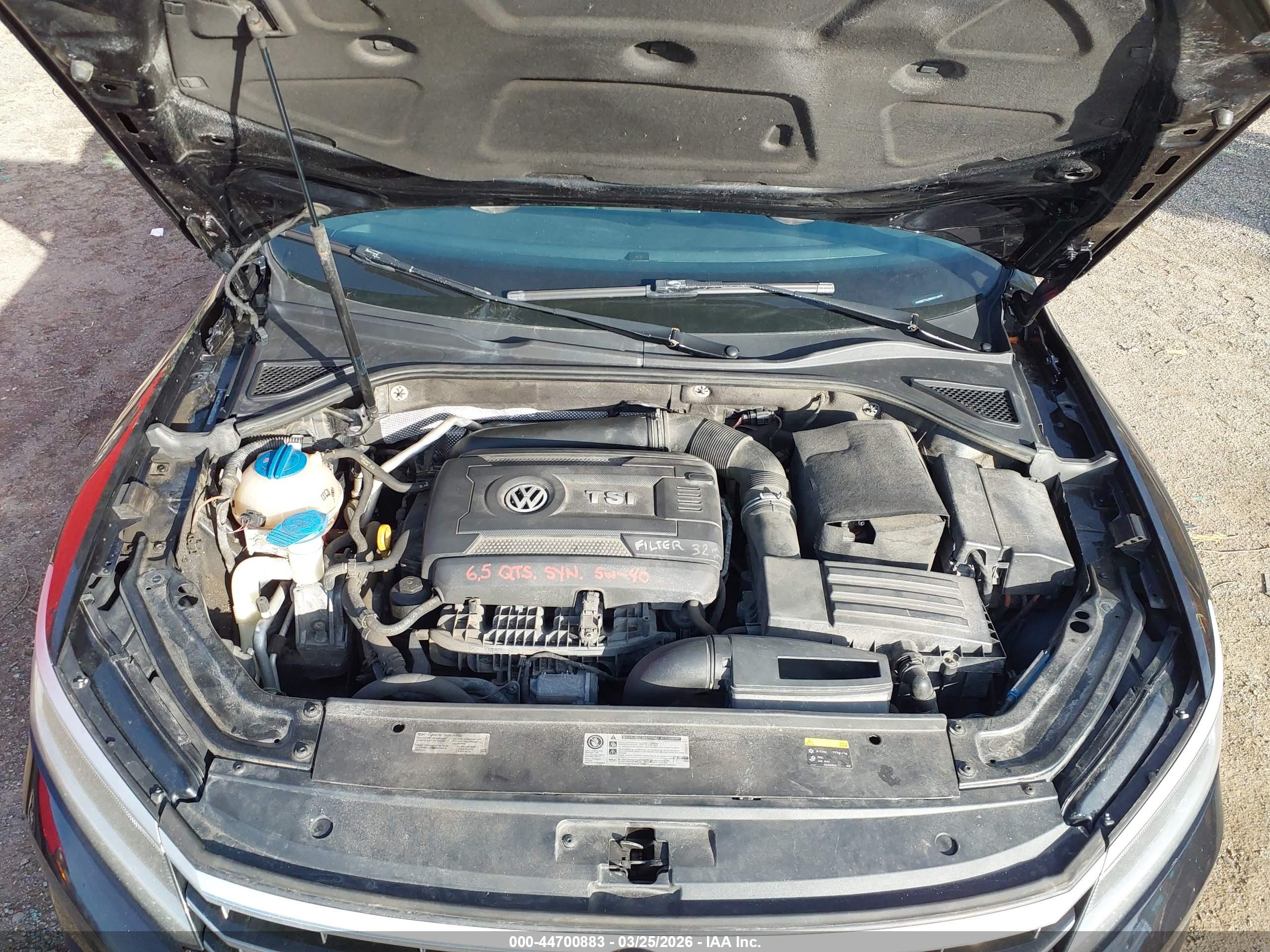 VOLKSWAGEN PASSAT image 10