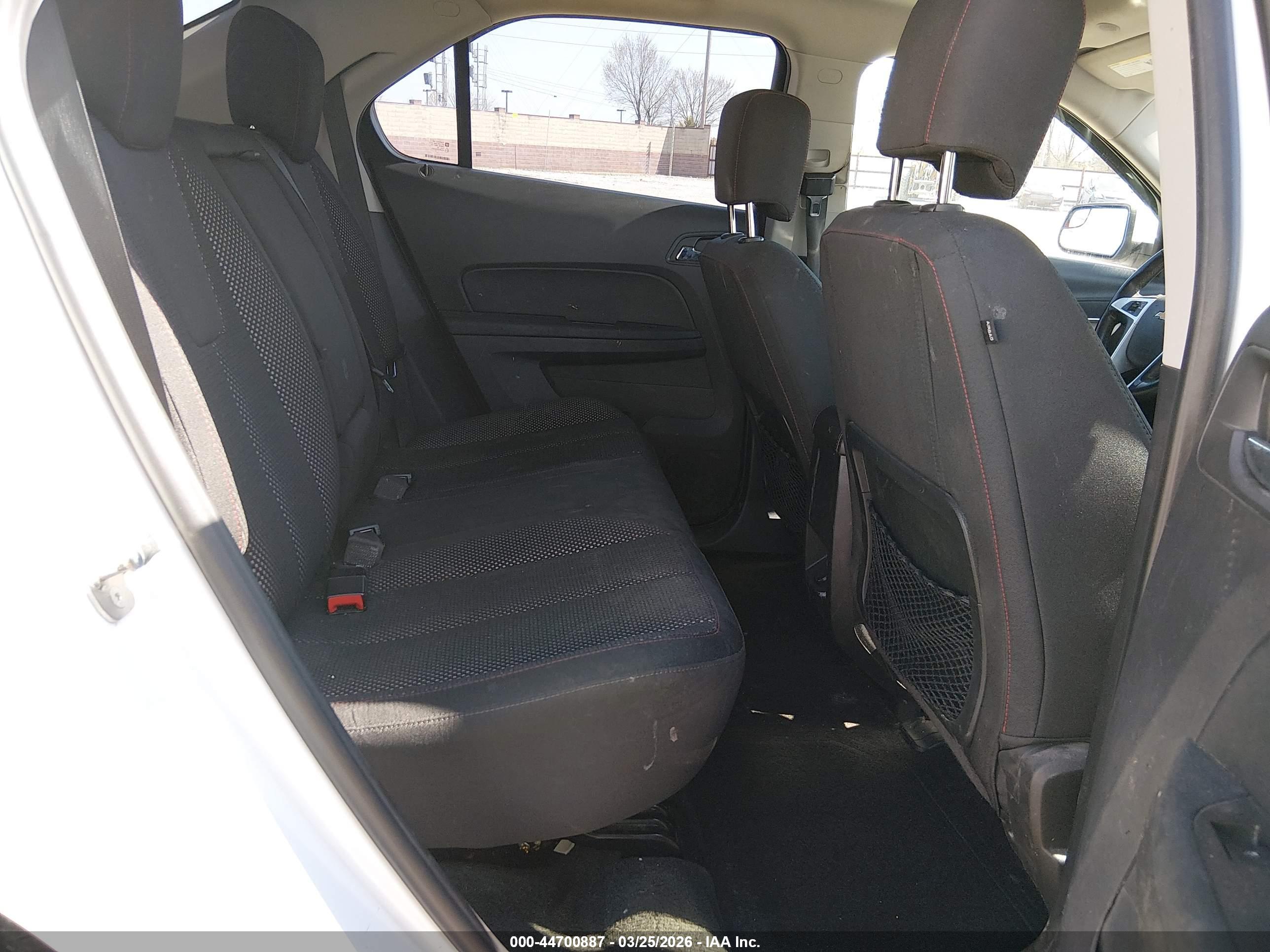 CHEVROLET EQUINOX image 8