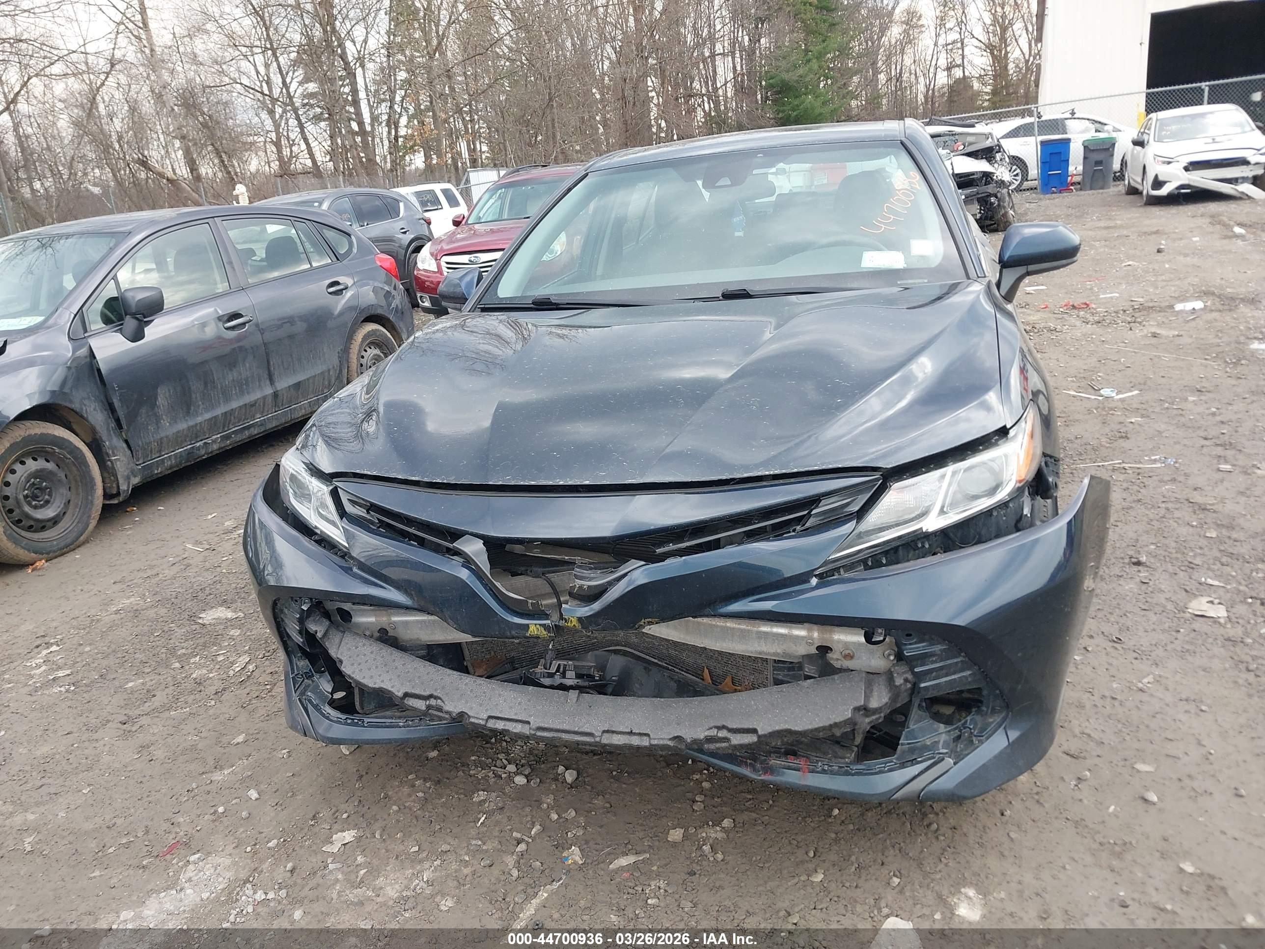 TOYOTA CAMRY image 6